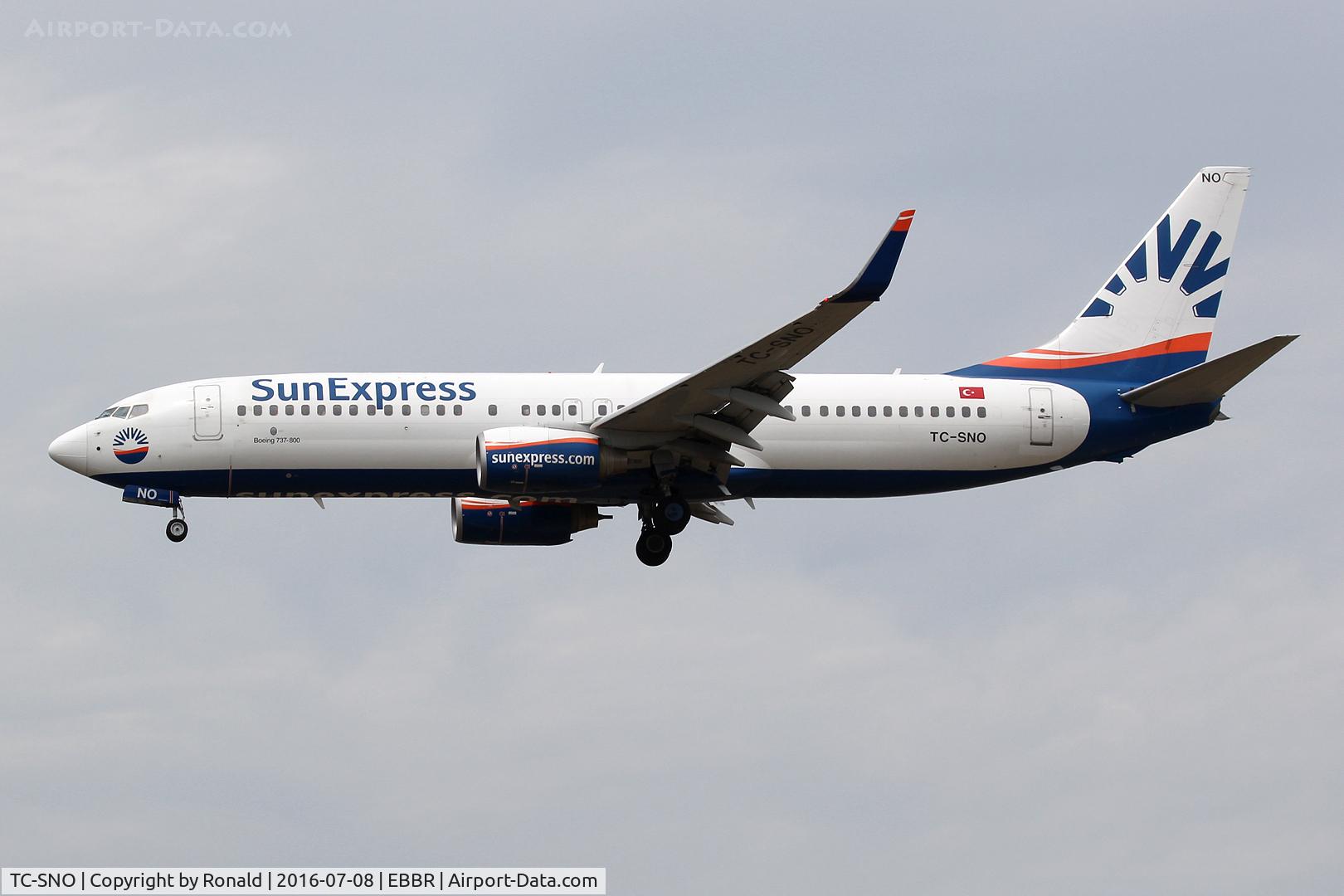 TC-SNO, 2010 Boeing 737-8HC C/N 40776, at bru