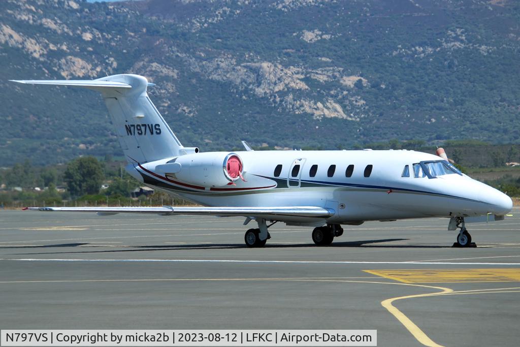 N797VS, 1988 Cessna 650 Citation III C/N 650-0151, Parked