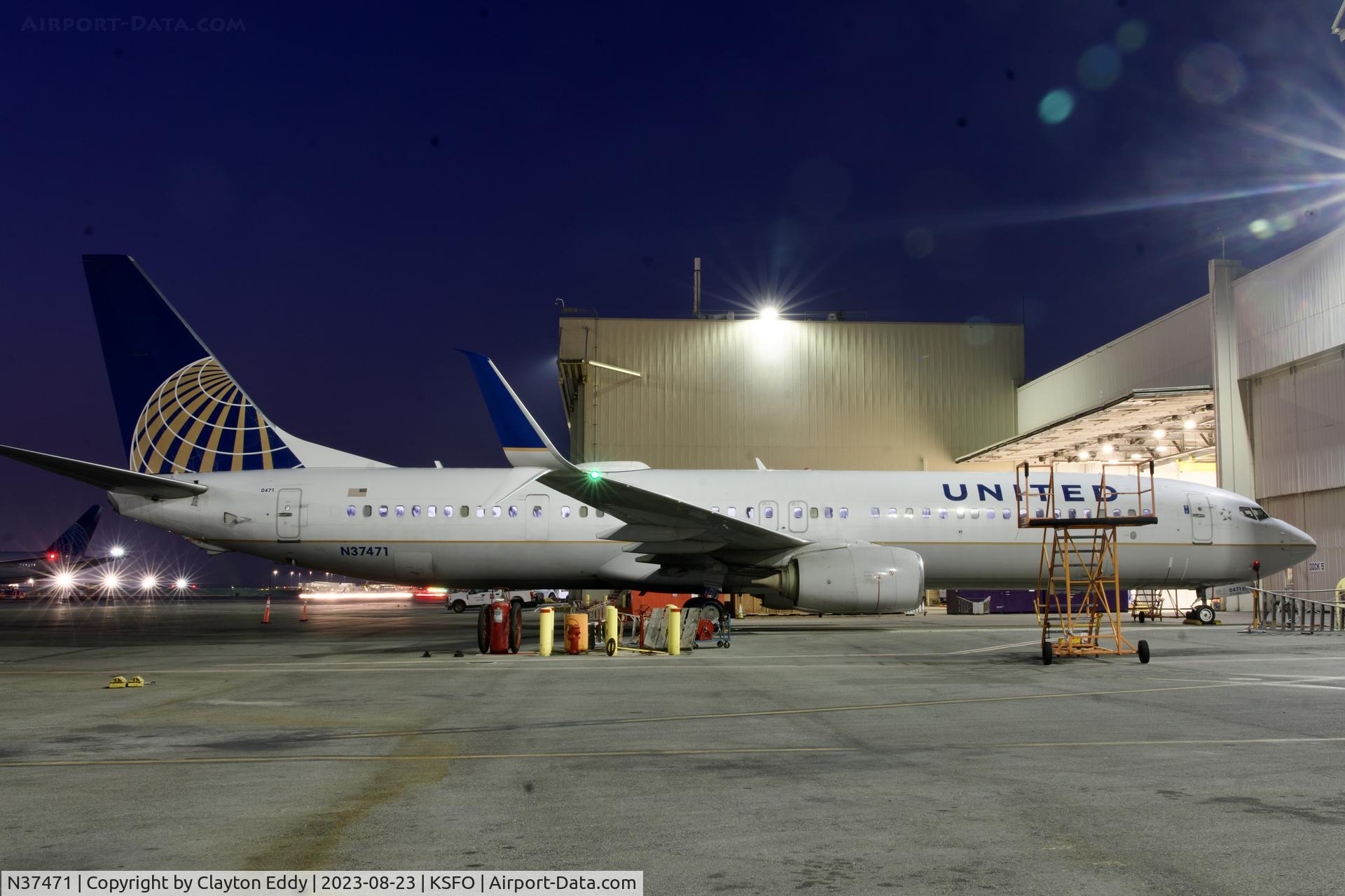 N37471, 2013 Boeing 737-924/ER C/N 37102, SFO 2023.