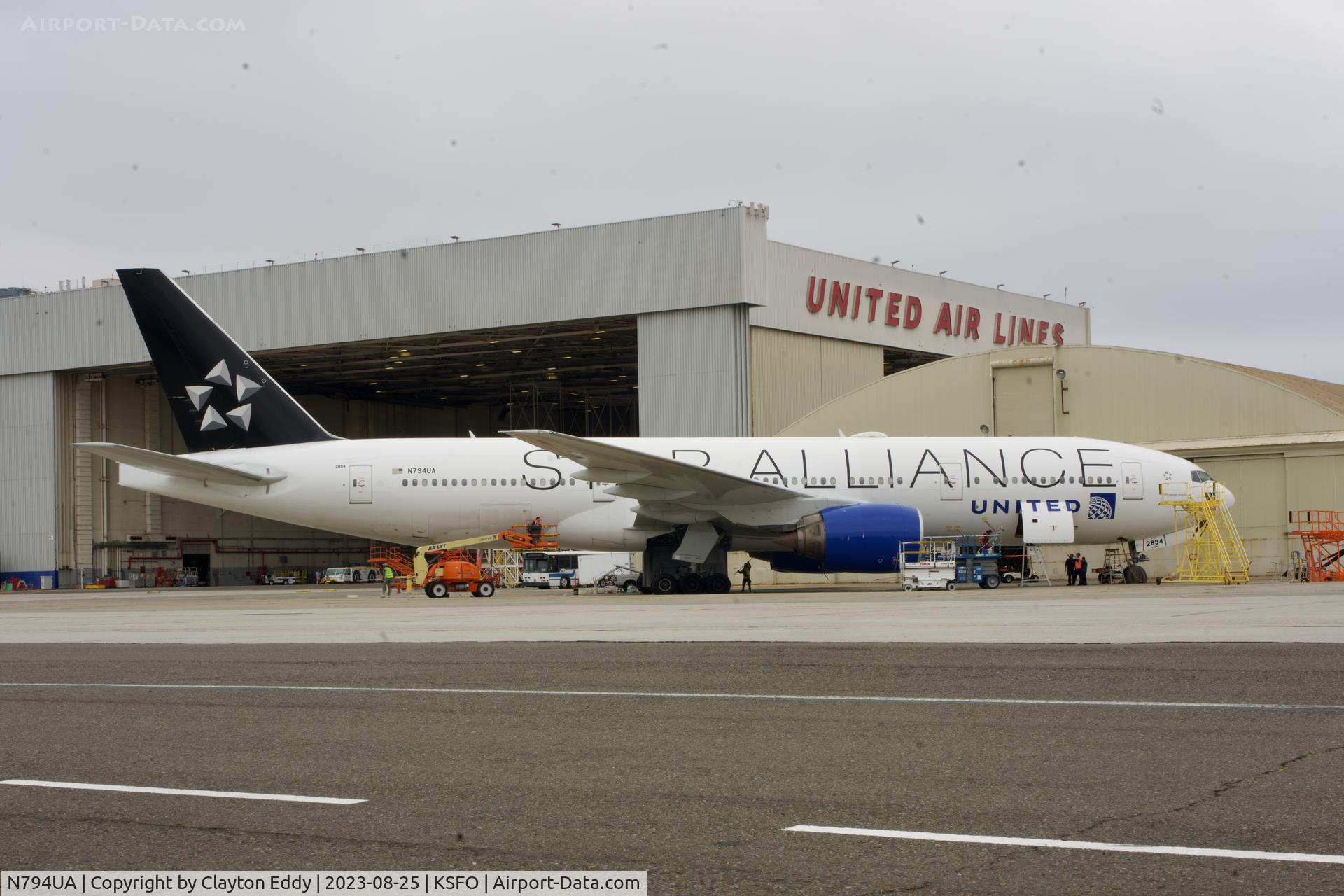 N794UA, 1997 Boeing 777-222 C/N 26953, Plane wash. SFO 2023.