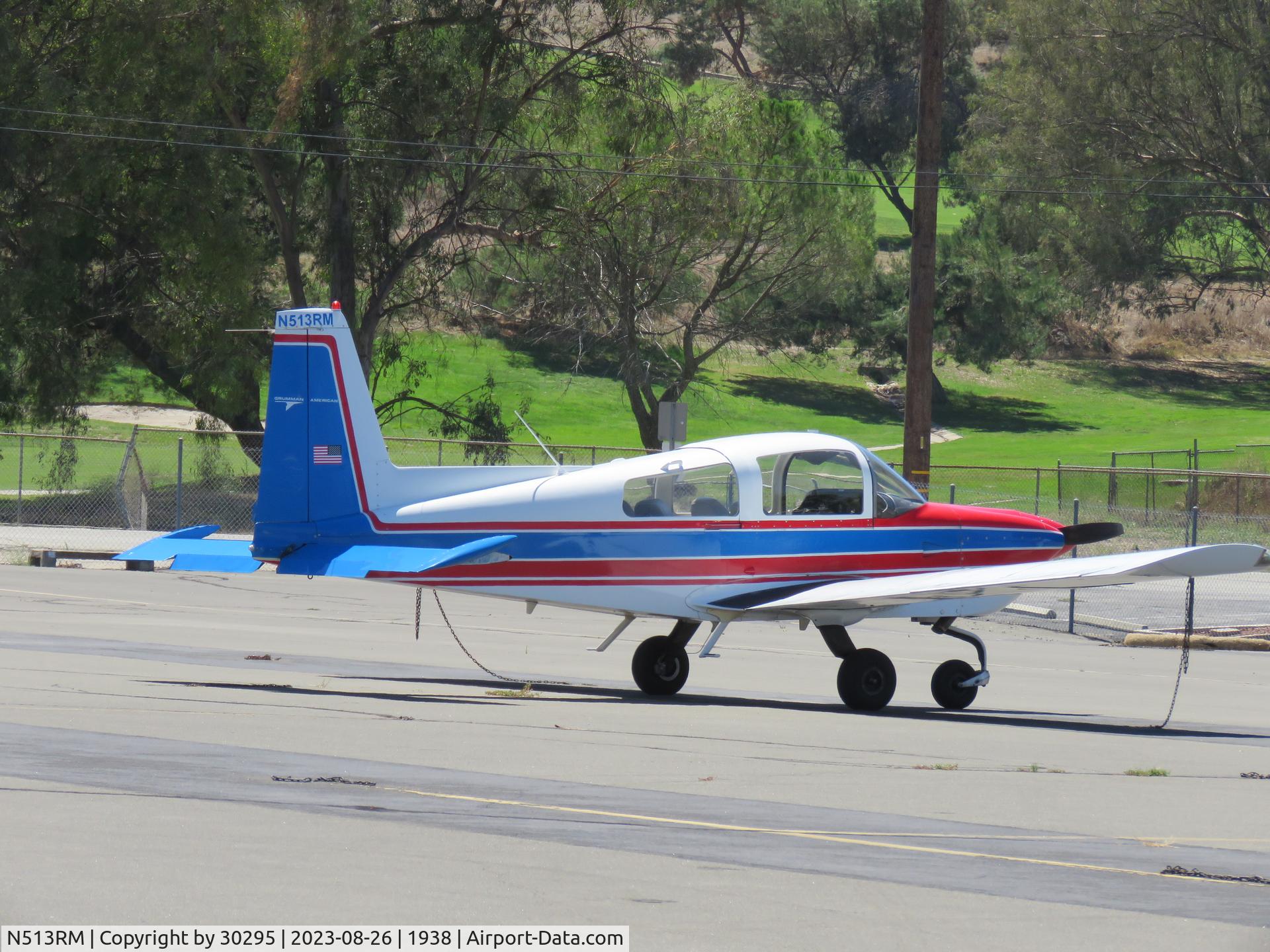 N513RM, 1977 Grumman American AA-5B Tiger C/N AA5B0458, Parked