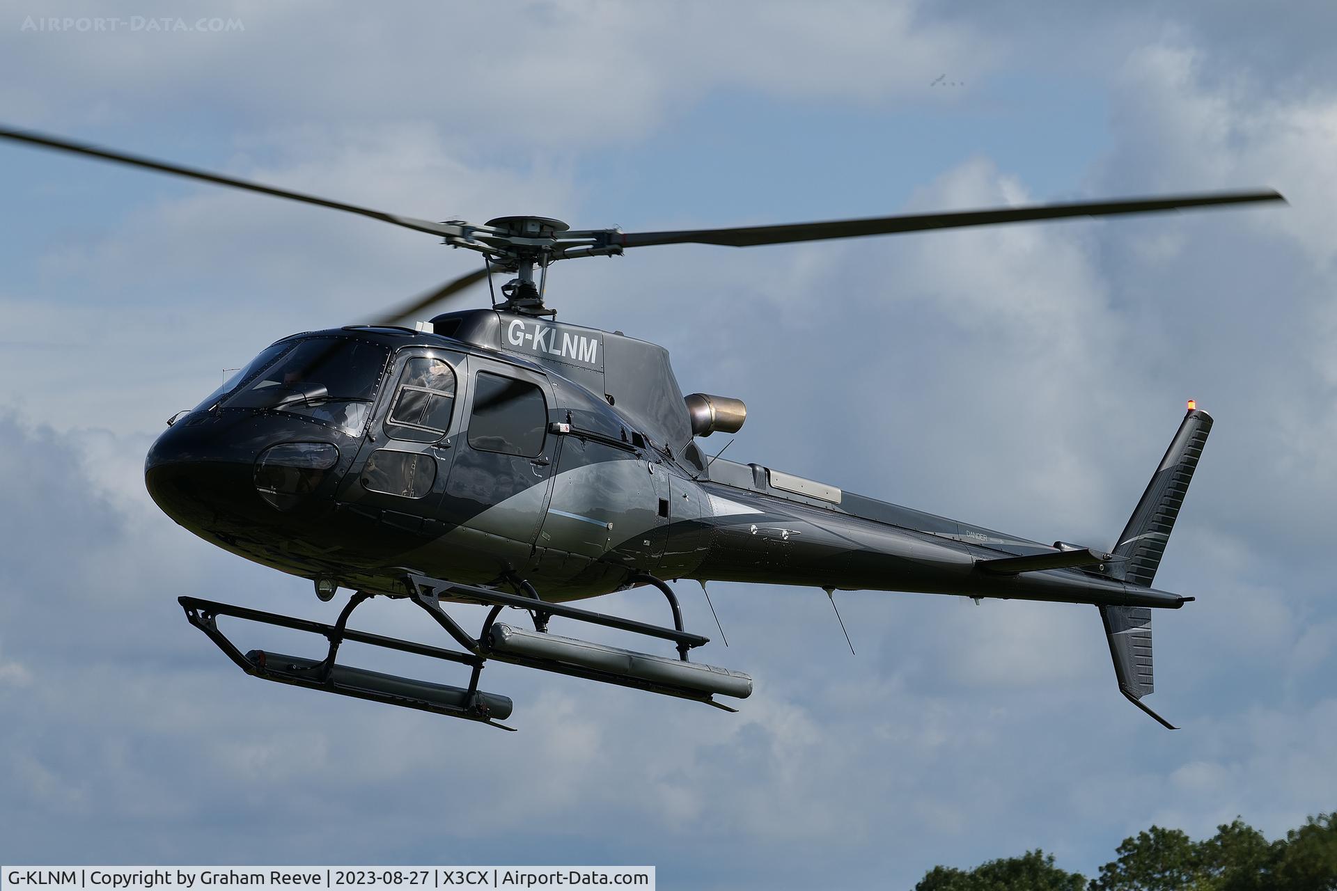 G-KLNM, 2014 Eurocopter AS-350B-3 Ecureuil Ecureuil C/N 7827, Landing at Northrepps.