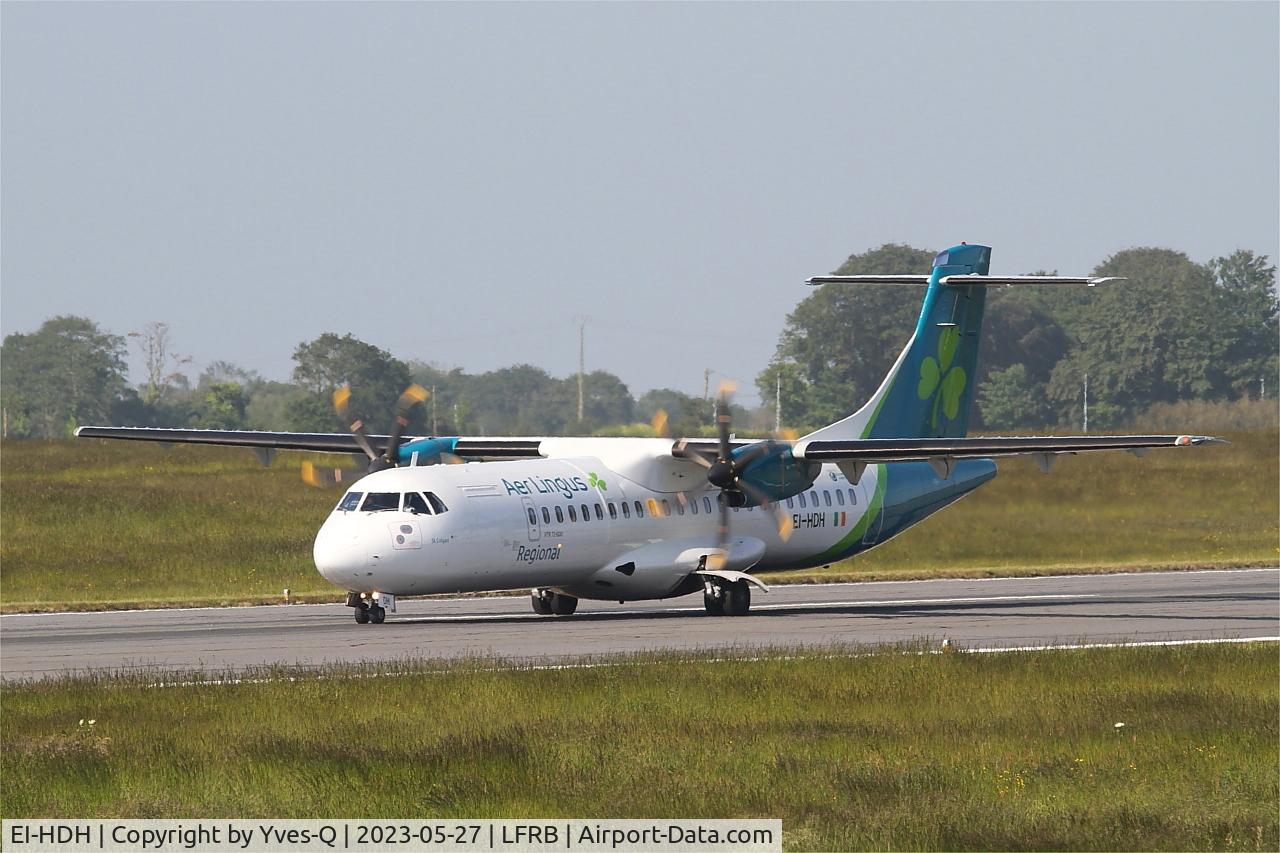 EI-HDH, 2014 ATR 72-212A C/N 1169, ATR 72-212A, Taxiing rwy 07R, Brest-Bretagne airport (LFRB-BES)