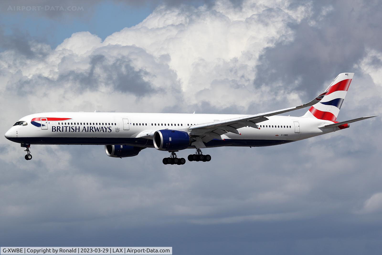 G-XWBE, 2019 Airbus A350-1041 C/N 386, at lax