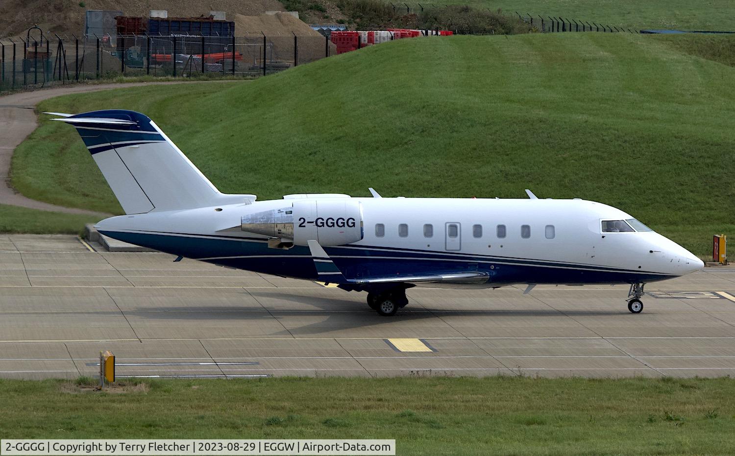 2-GGGG, 2008 Canadair Challenger 605 (CL-600-2B16) C/N 5748, At Luton Airport