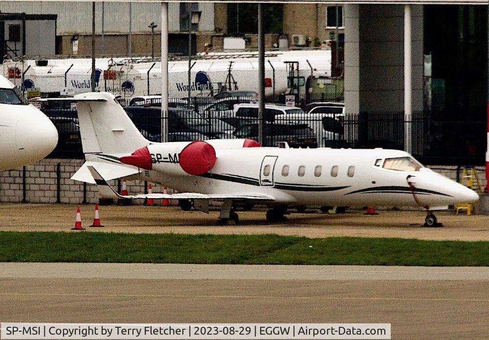 SP-MSI, 2007 Learjet 60 C/N 326, At Luton Airport