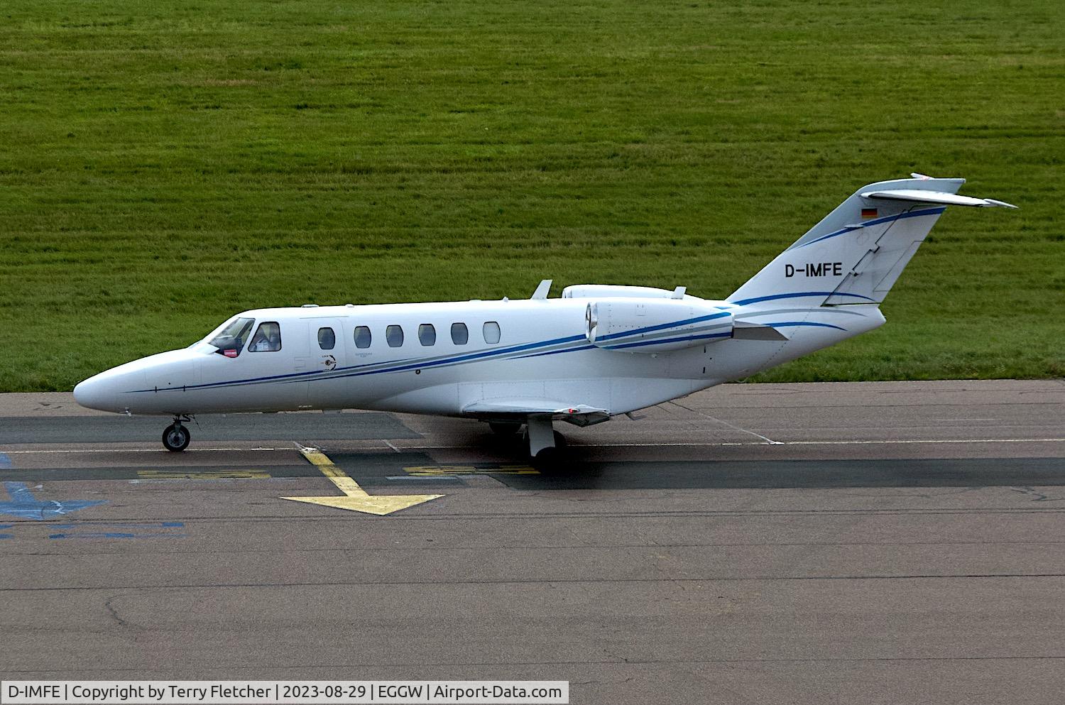 D-IMFE, 2009 Cessna 525A CitationJet CJ2+ C/N 525A-0454, At Luton Airport