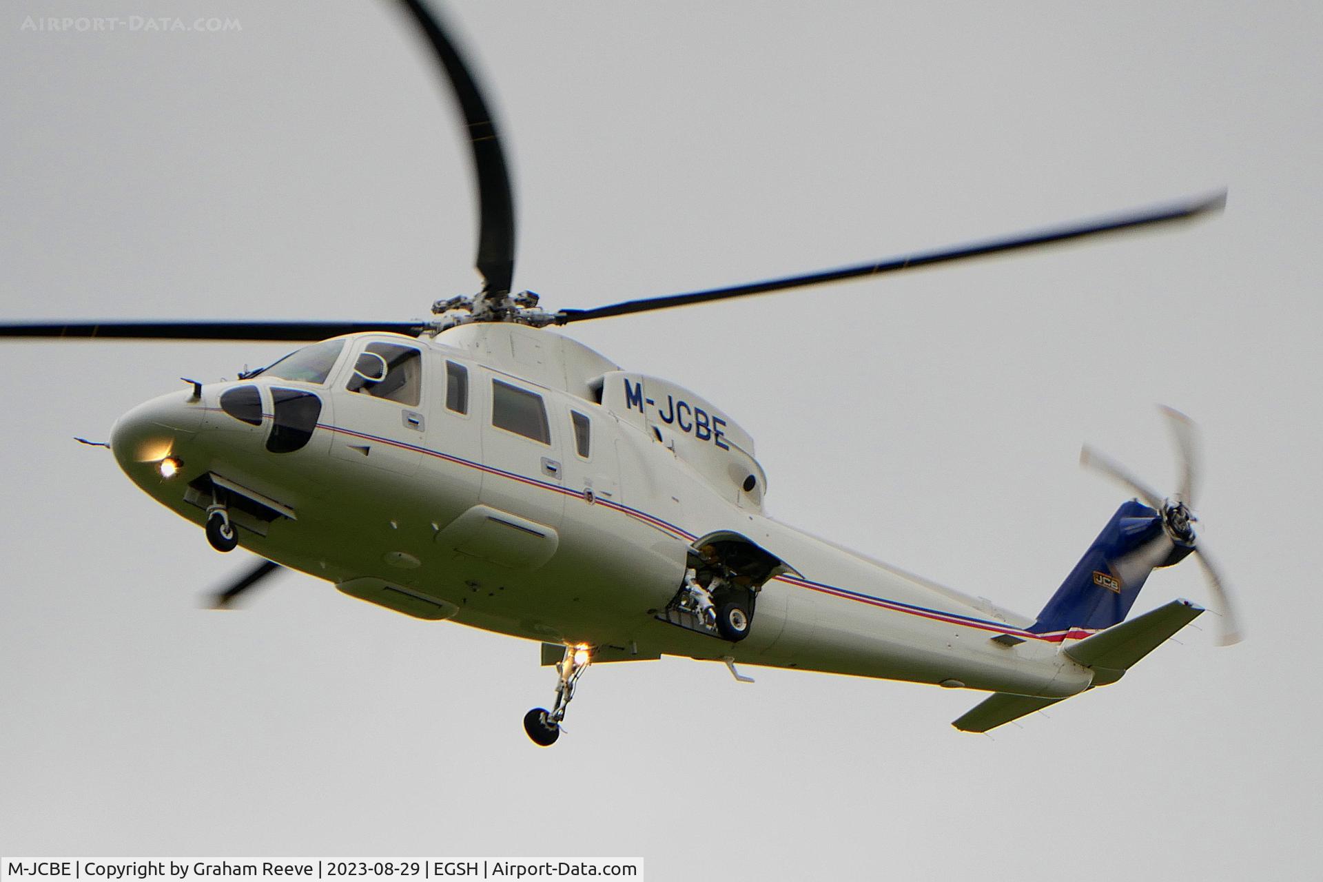 M-JCBE, Sikorsky S-76C++ C/N 760616, Landing at Norwich.