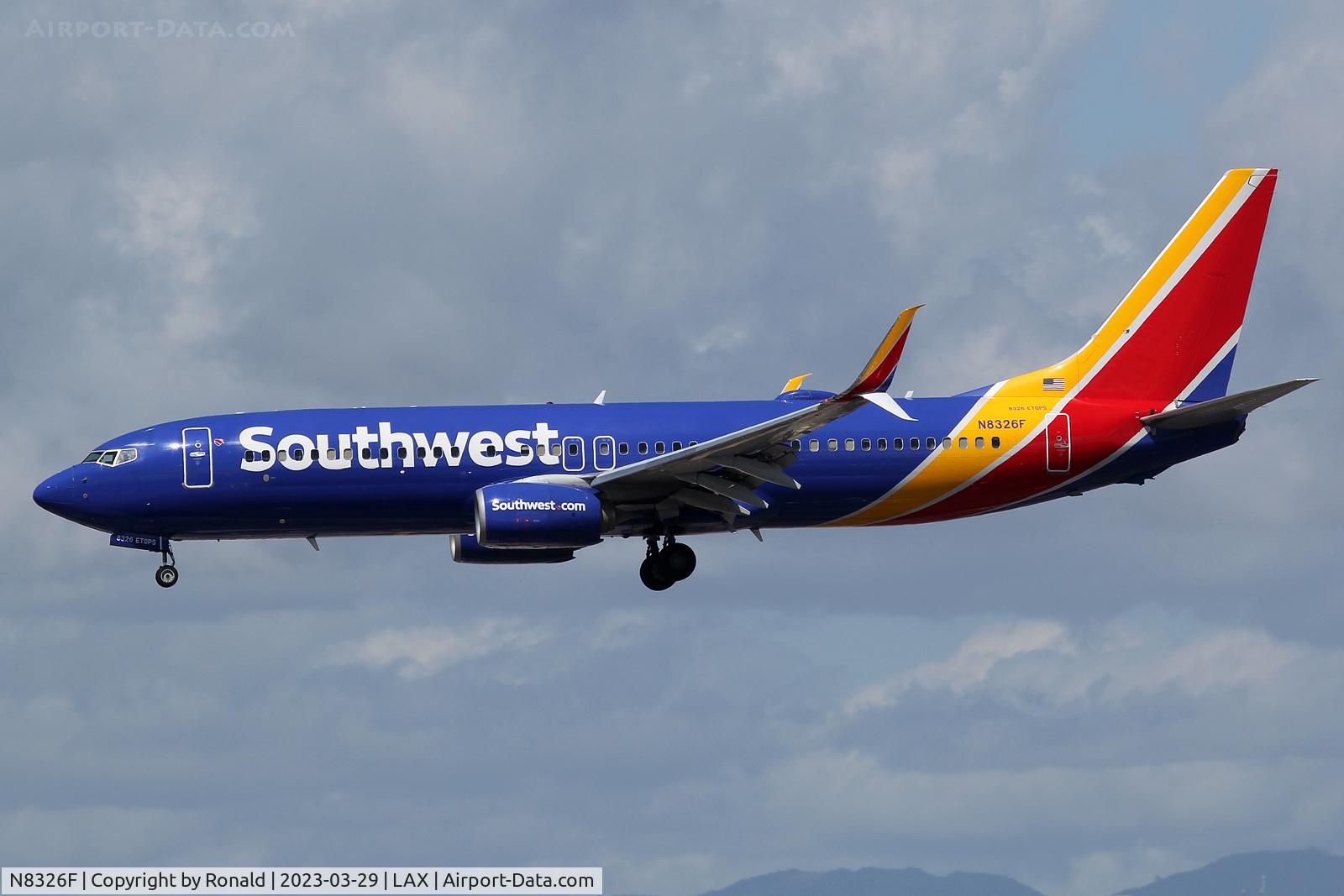 N8326F, 2012 Boeing 737-8H4 C/N 35969, at lax