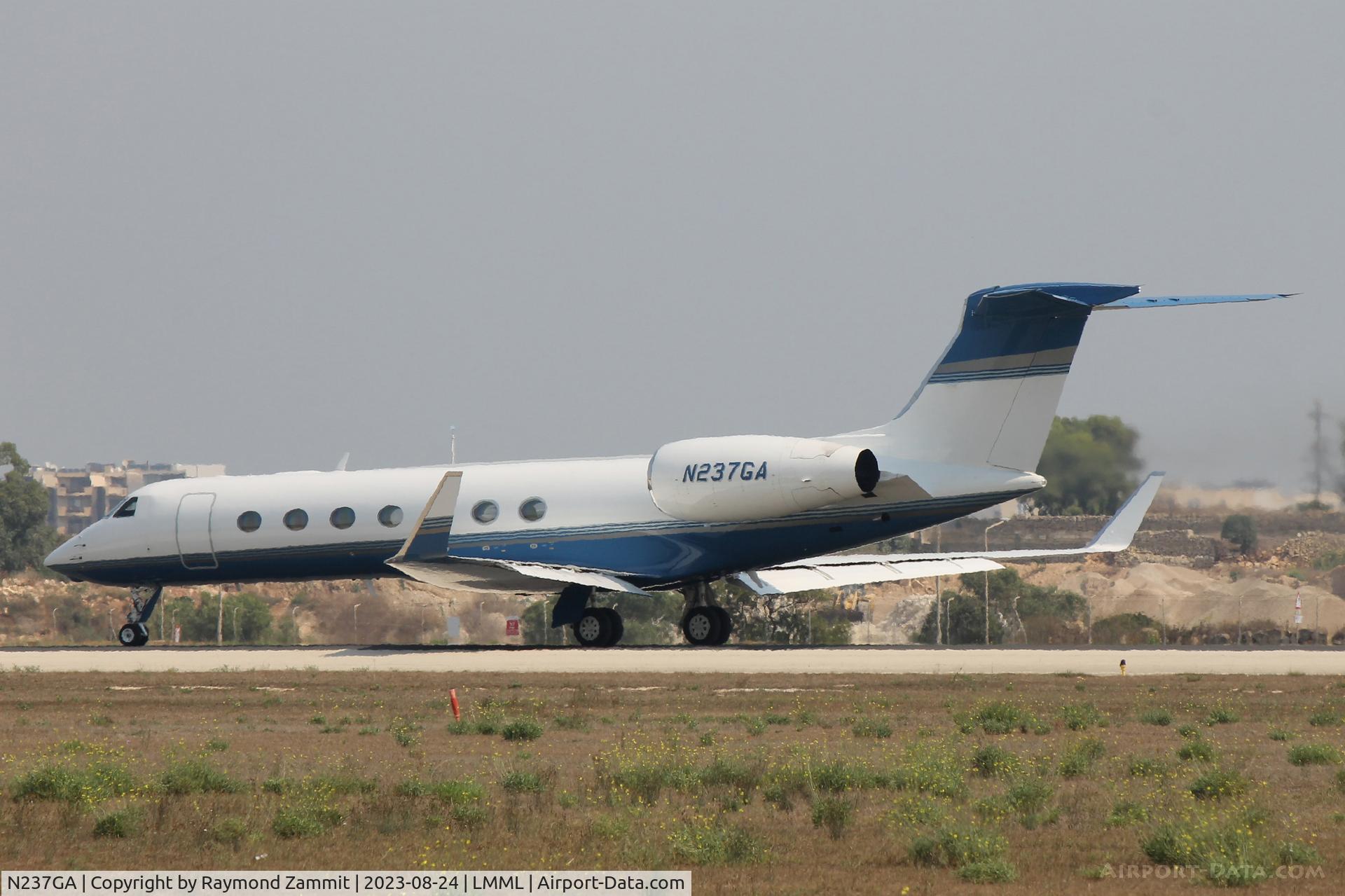 N237GA, 2006 Gulfstream Aerospace GIV-X (G450) C/N 4055, Gulfstream Aerospace GV-SP (G550) N237GA Sunbird Aviation