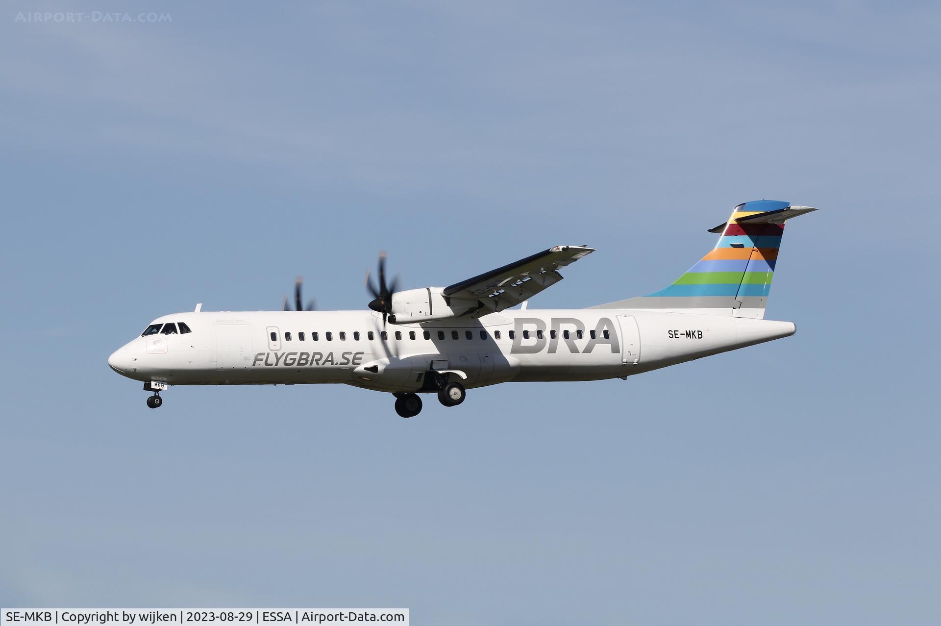 SE-MKB, 2015 ATR 72-212A C/N 1308, RWY 26