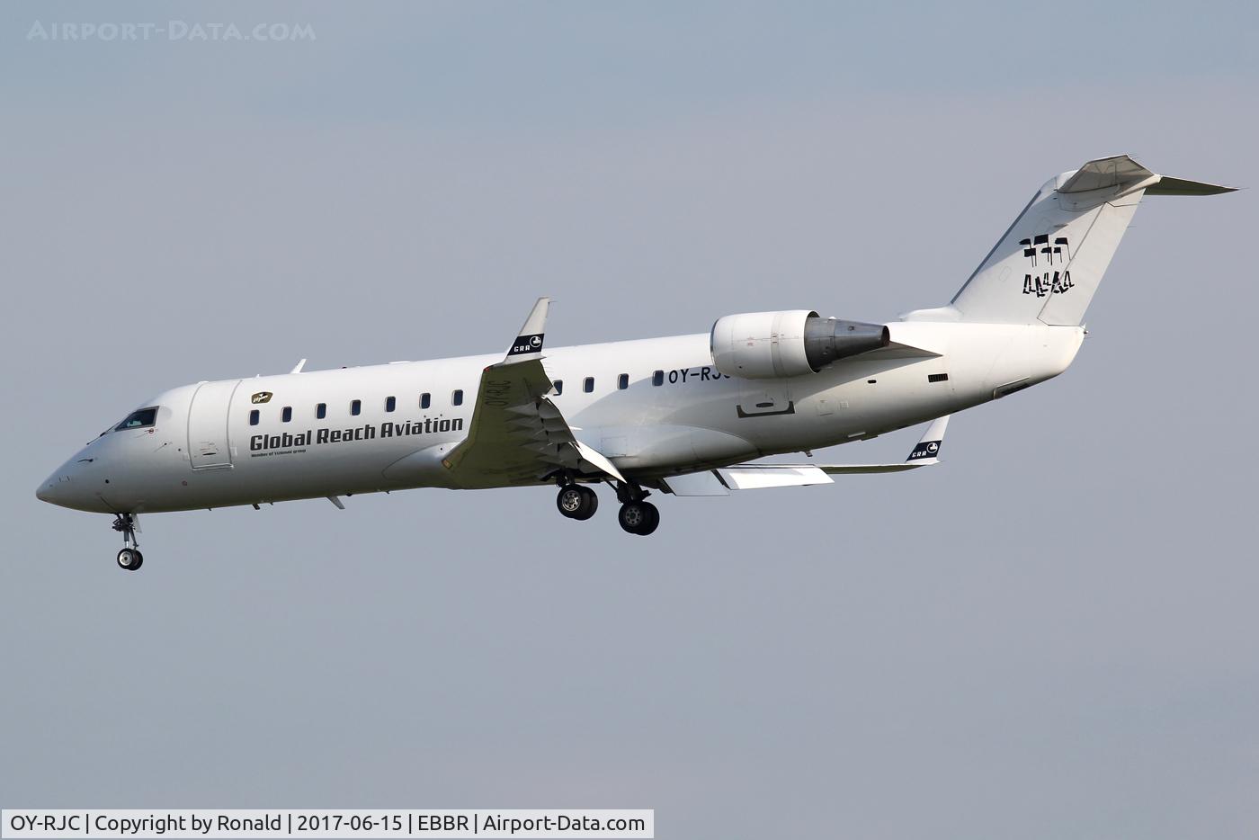 OY-RJC, 1993 Canadair CRJ-100LR (CL-600-2B19) C/N 7015, at bru