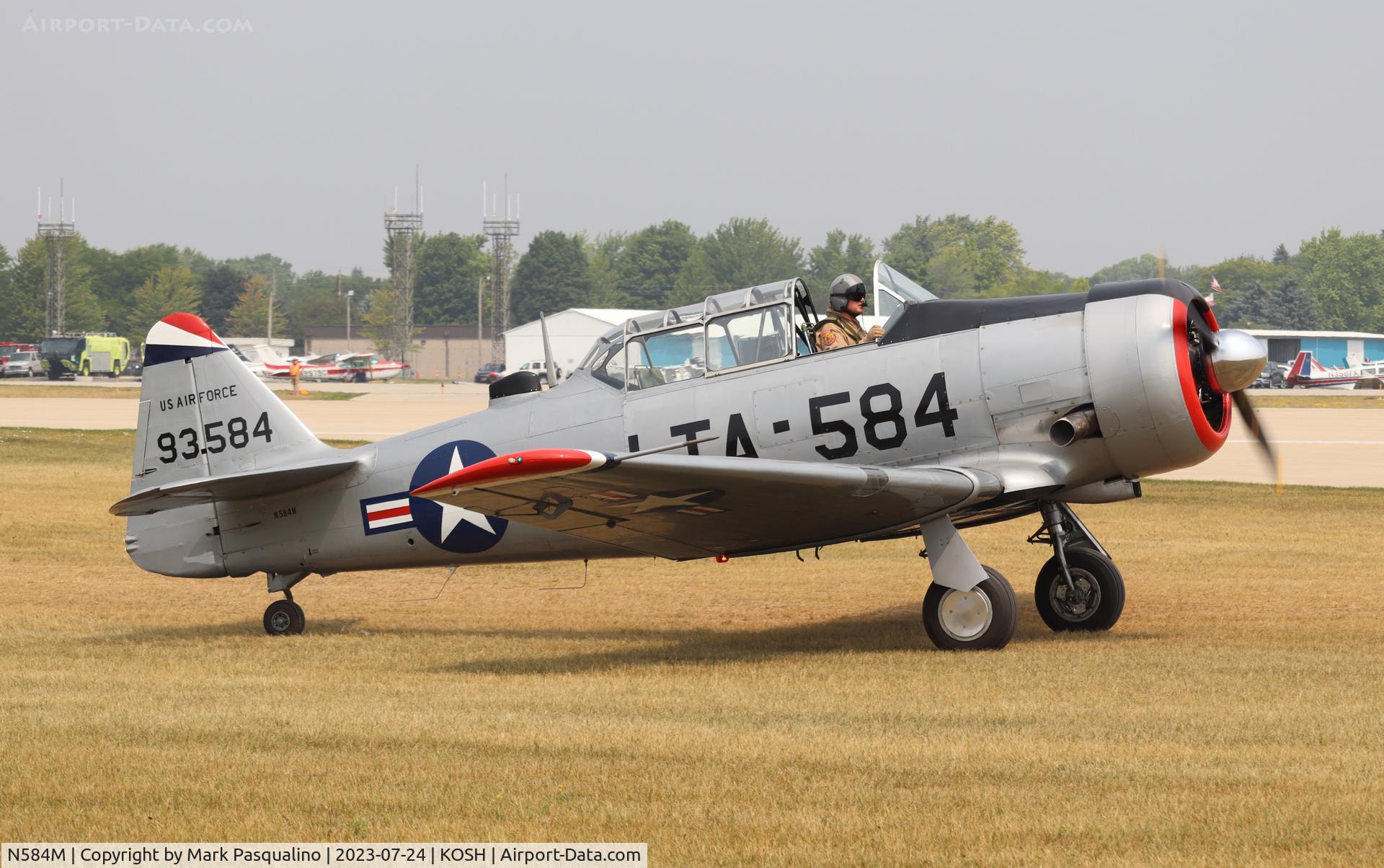 N584M, 1958 North American T-6G Texan C/N 168-92, North American T-6G