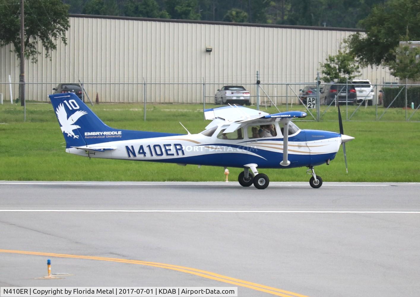 N410ER, 2014 Cessna 172S C/N 172S11441, C172S zx