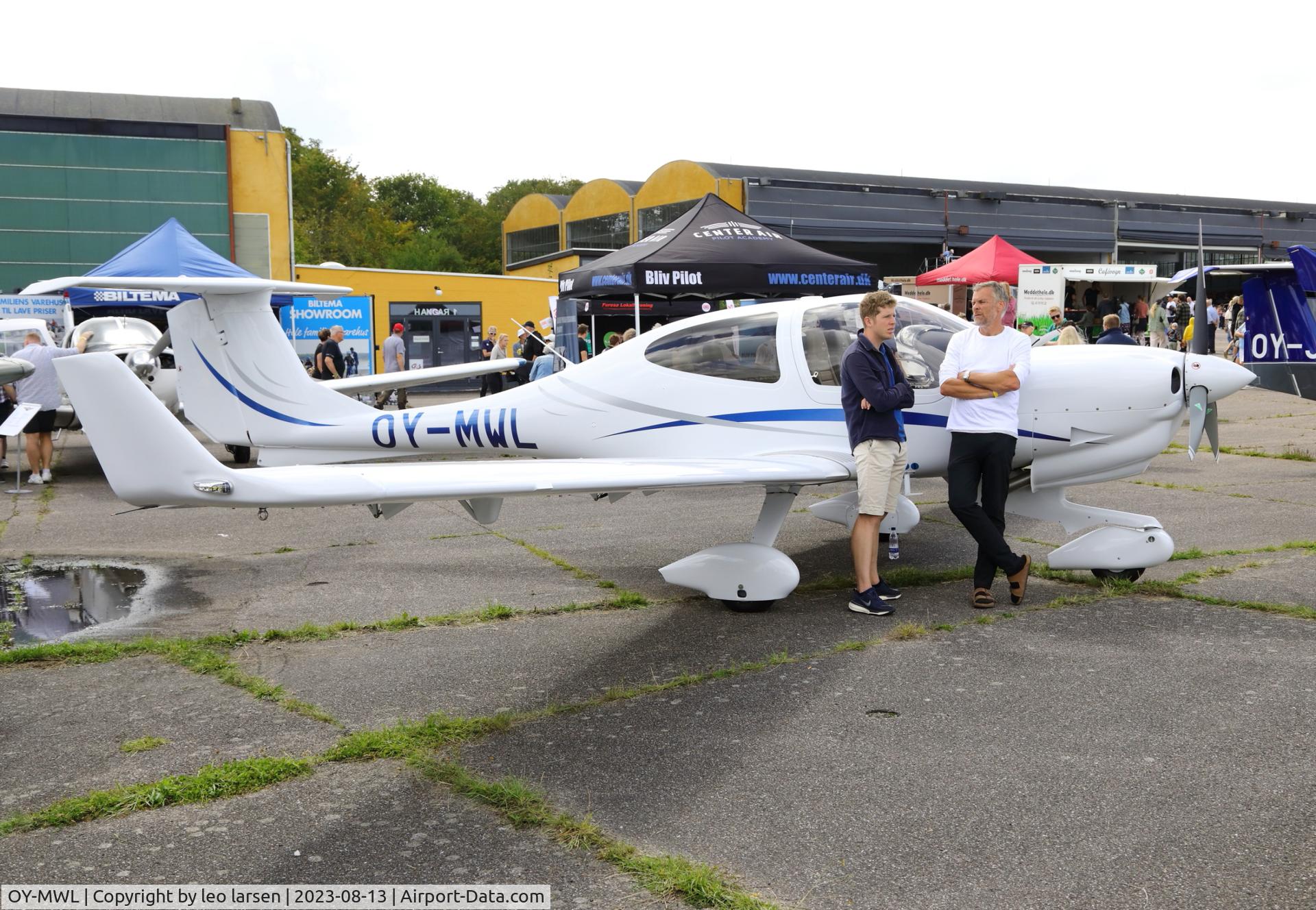 OY-MWL, 2023 Diamond DA-40 NG Diamond Star Diamond Star C/N 40.N608, Værløse Denmark 13.8.2023