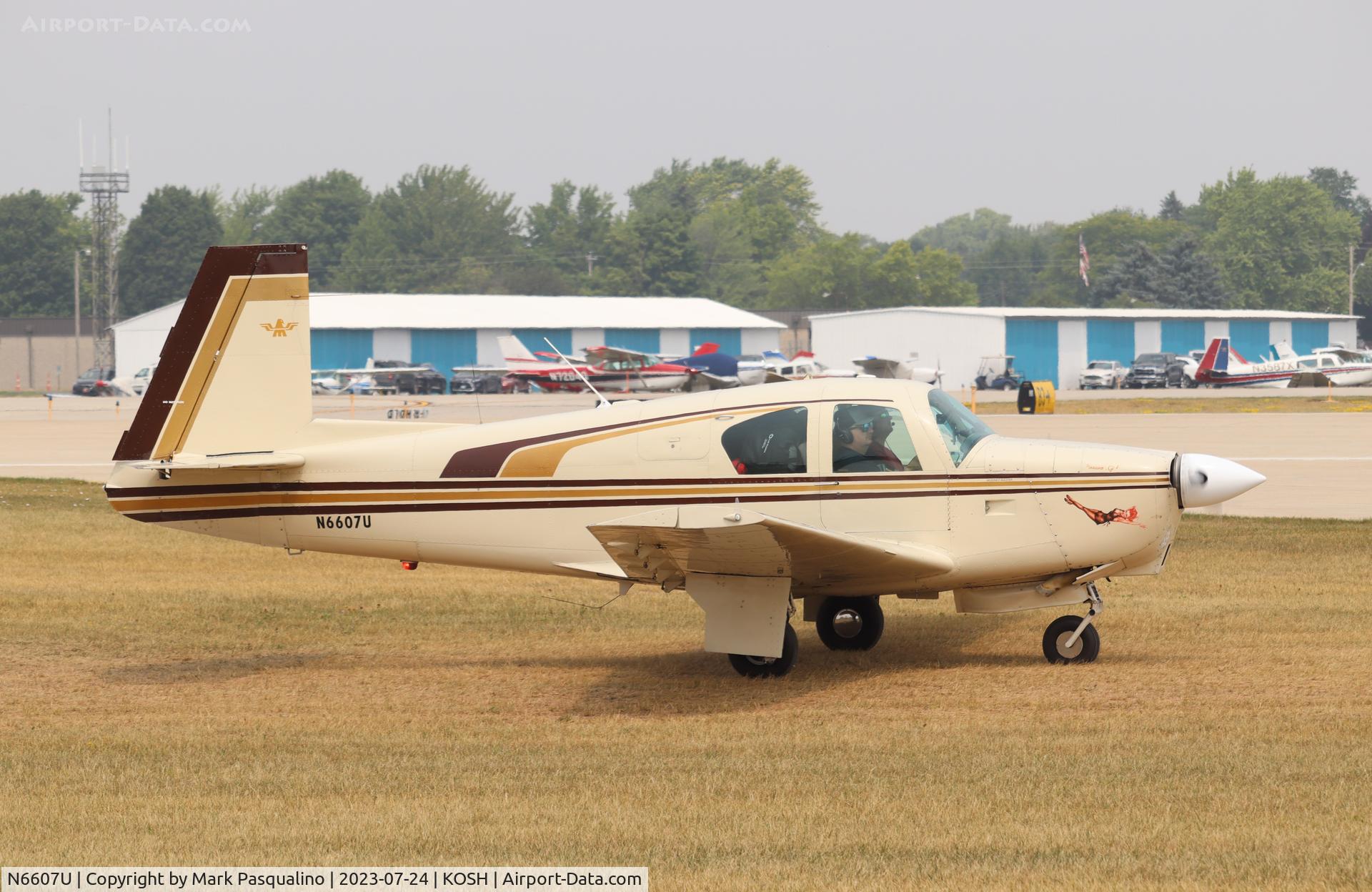 N6607U, 1963 Mooney M20D Master C/N 102, Mooney M20D