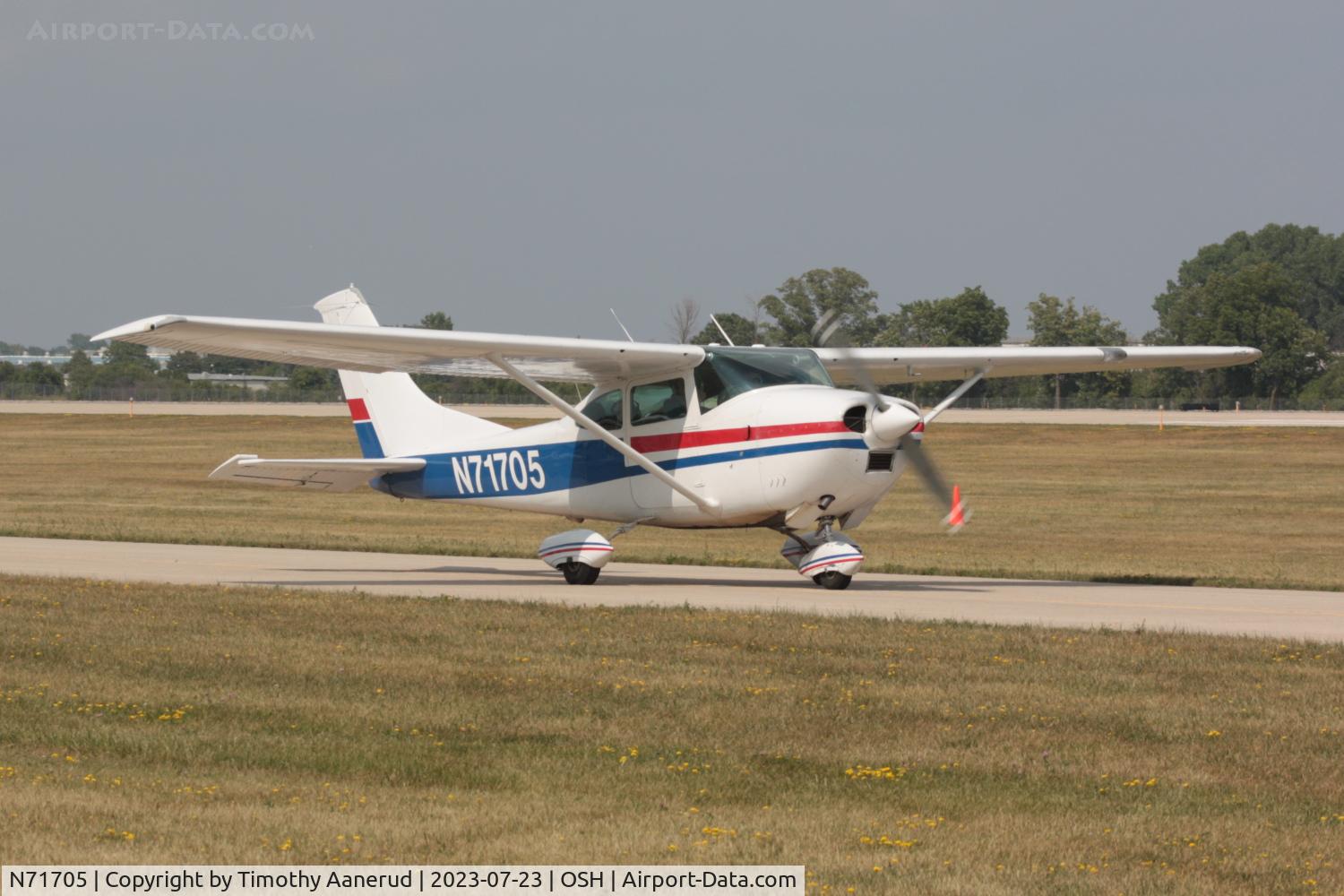 N71705, 1969 Cessna 182M Skylane C/N 18259724, 1969 Cessna 182M, c/n: 18259724, AirVenture 2023
