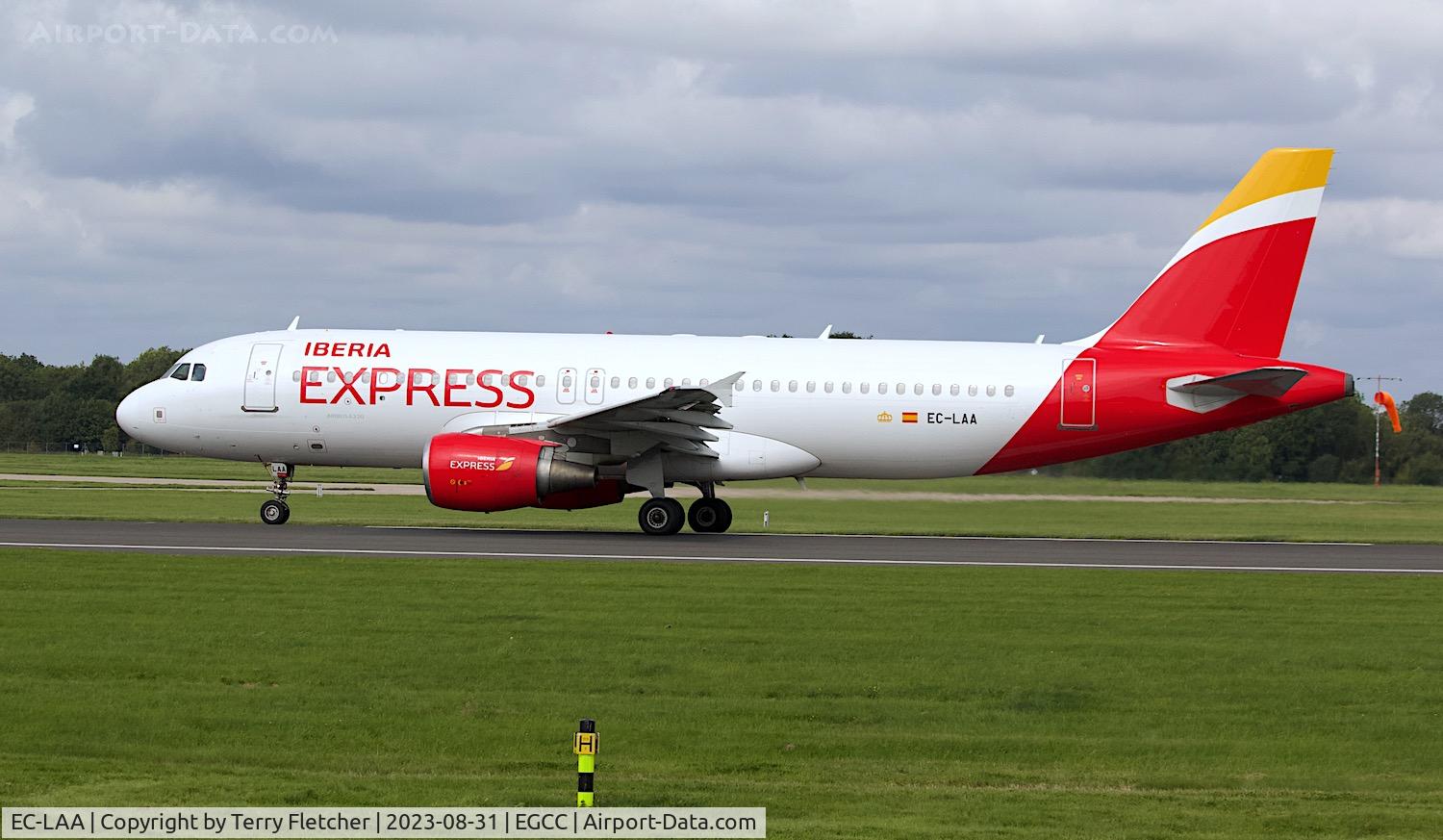 EC-LAA, 2006 Airbus A320-214 C/N 2678, At Manchester Airport