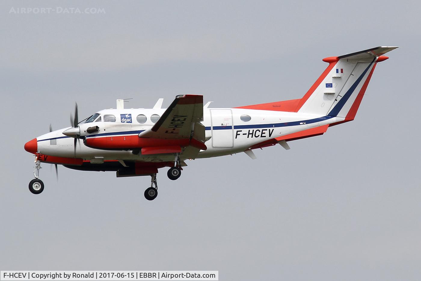F-HCEV, 2009 Hawker Beechcraft B200GT King Air C/N BY-91, at bru