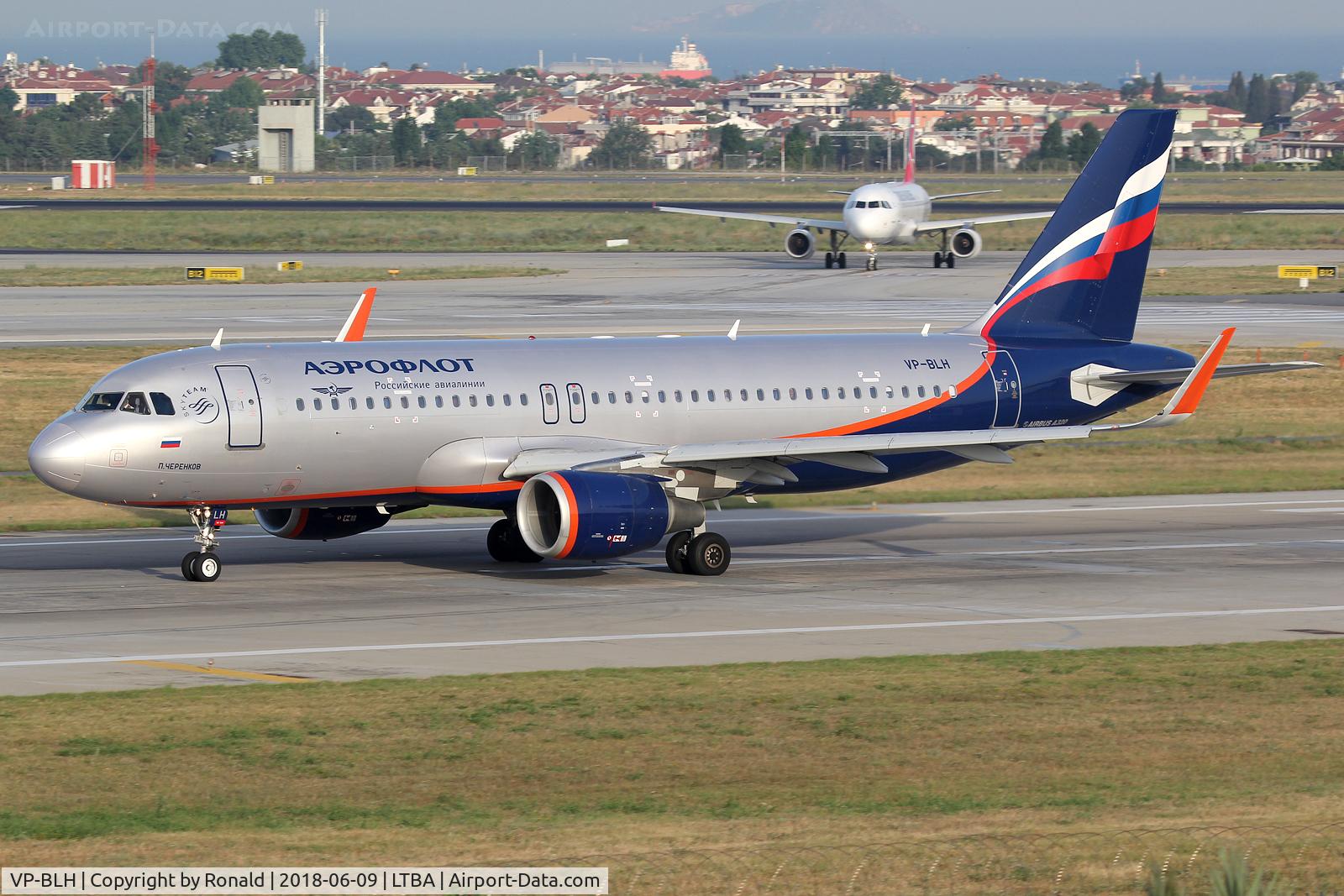 VP-BLH, 2013 Airbus A320-214 C/N 5565, at ist