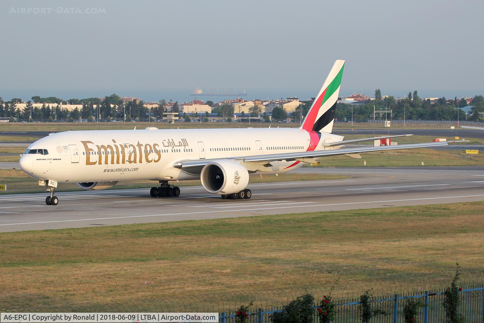 A6-EPG, 2015 Boeing 777-31H/ER C/N 42326, at ist