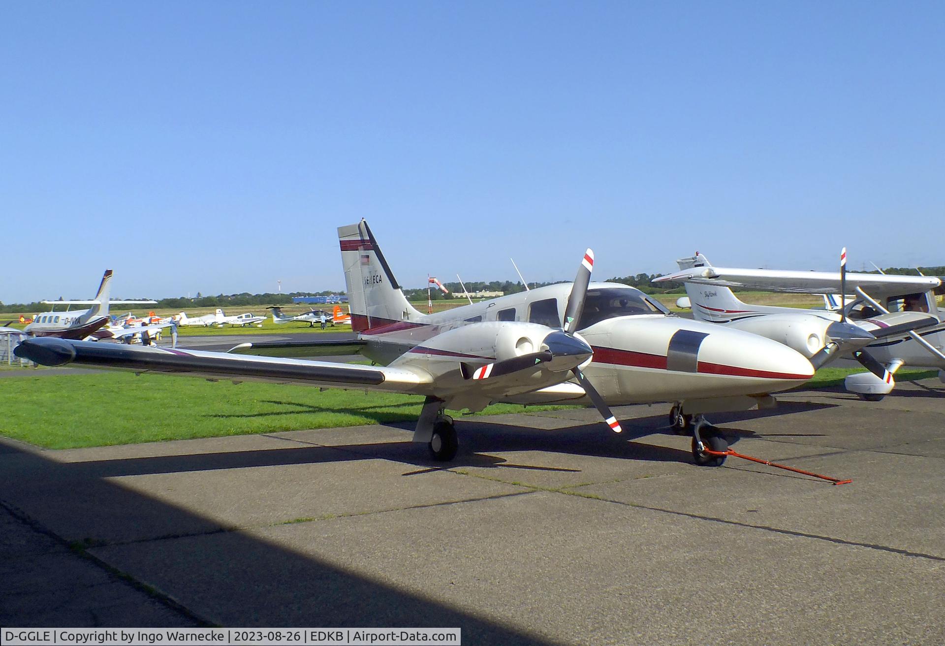 D-GGLE, 1997 Piper PA-34-220T C/N 34-49004, Piper PA-34-220T Seneca V at Bonn-Hangelar airfield during the Grumman Fly-in 2023