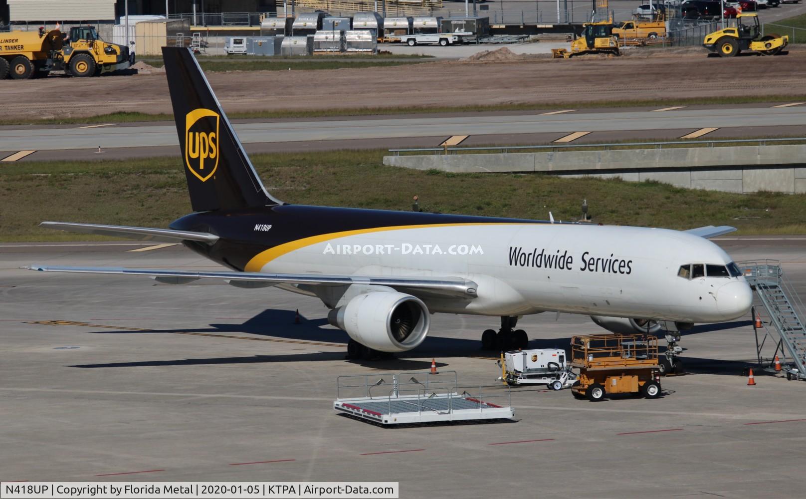 N418UP, 1990 Boeing 757-24APF C/N 23905, UPS 752 zx