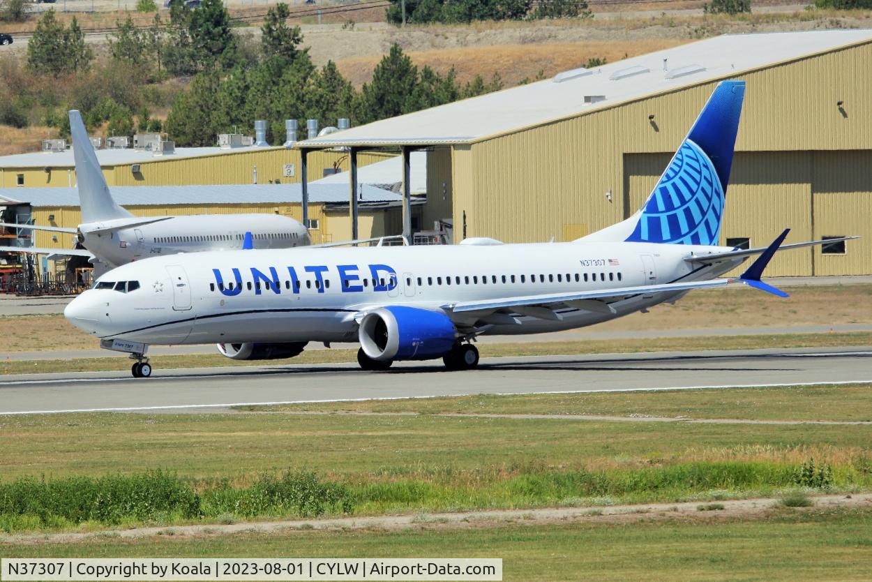 N37307, 2019 Boeing 737-8 MAX C/N 64608, Departure...