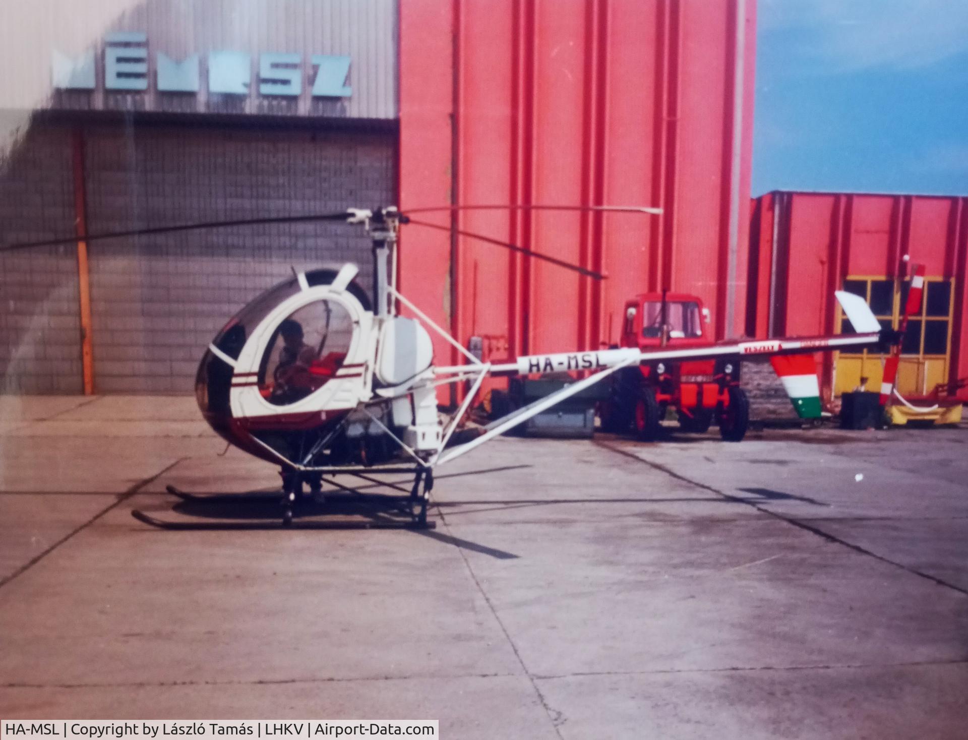 HA-MSL, 1980 Hughes 269C C/N 30-0890, Schweizer 300C, Kaposújlak, Hungary, mid.1990s