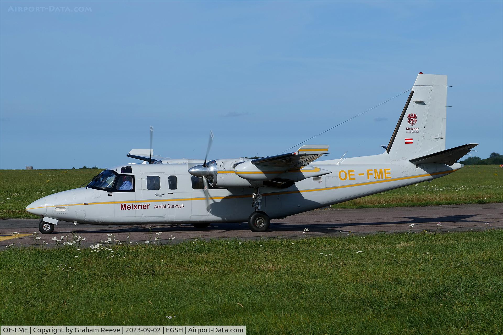 OE-FME, 1974 Rockwell 690A Turbo Commander Turbo Commander C/N 11173, Just landed at Norwich.