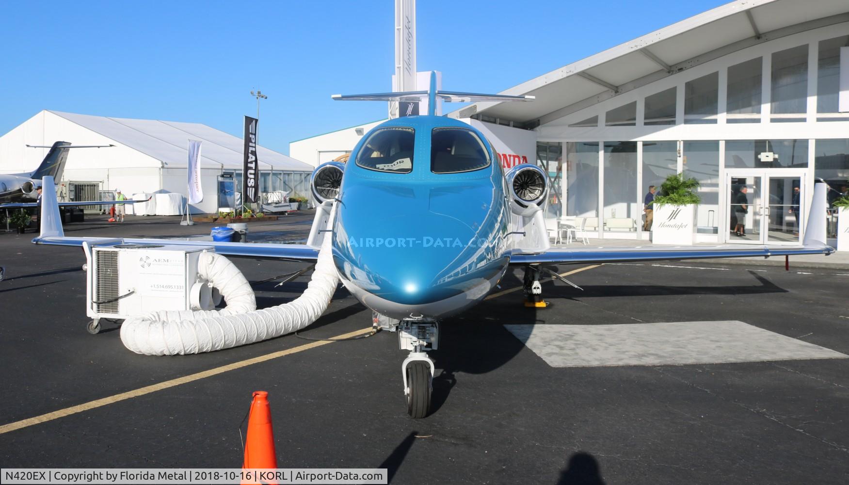 N420EX, 2014 Honda HA-420 HondaJet C/N 42000011, NBAA 2018 zx