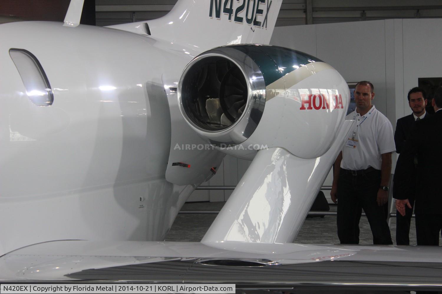N420EX, 2014 Honda HA-420 HondaJet C/N 42000011, NBAA 2014 zx