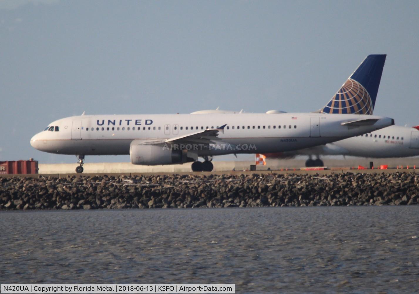N420UA, 1994 Airbus A320-232 C/N 489, UAL A320 zx RDM-SFO