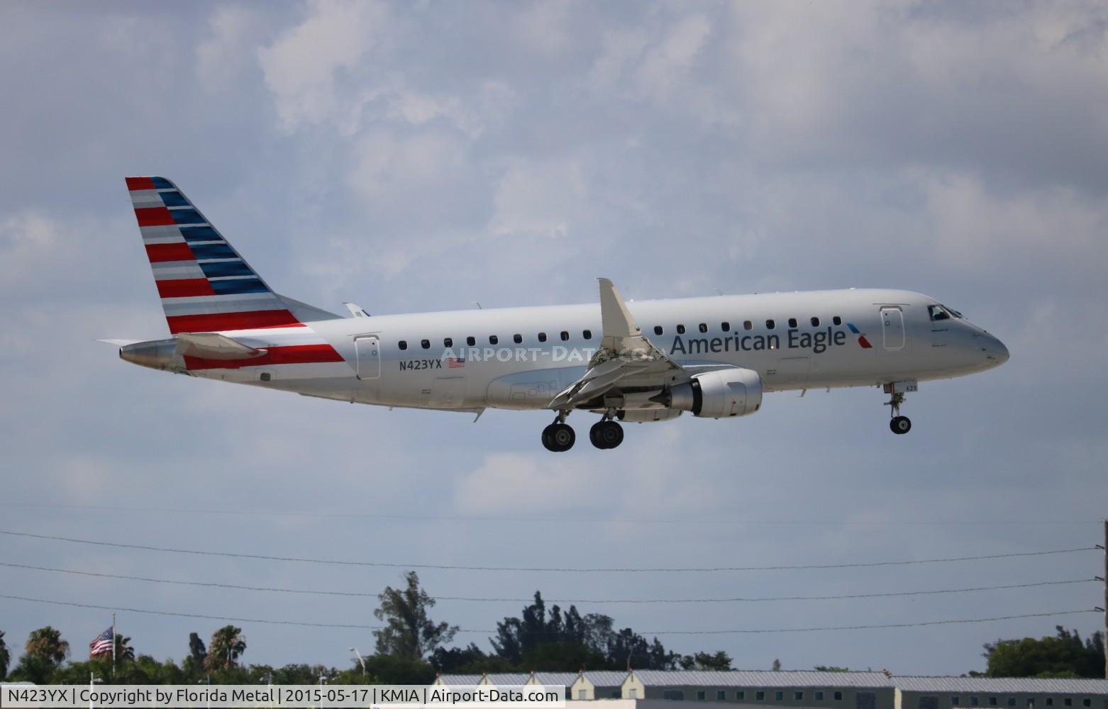 N423YX, 2014 Embraer 175LR (ERJ-170-200LR) C/N 17000392, ENY E175 zx AVL-MIA