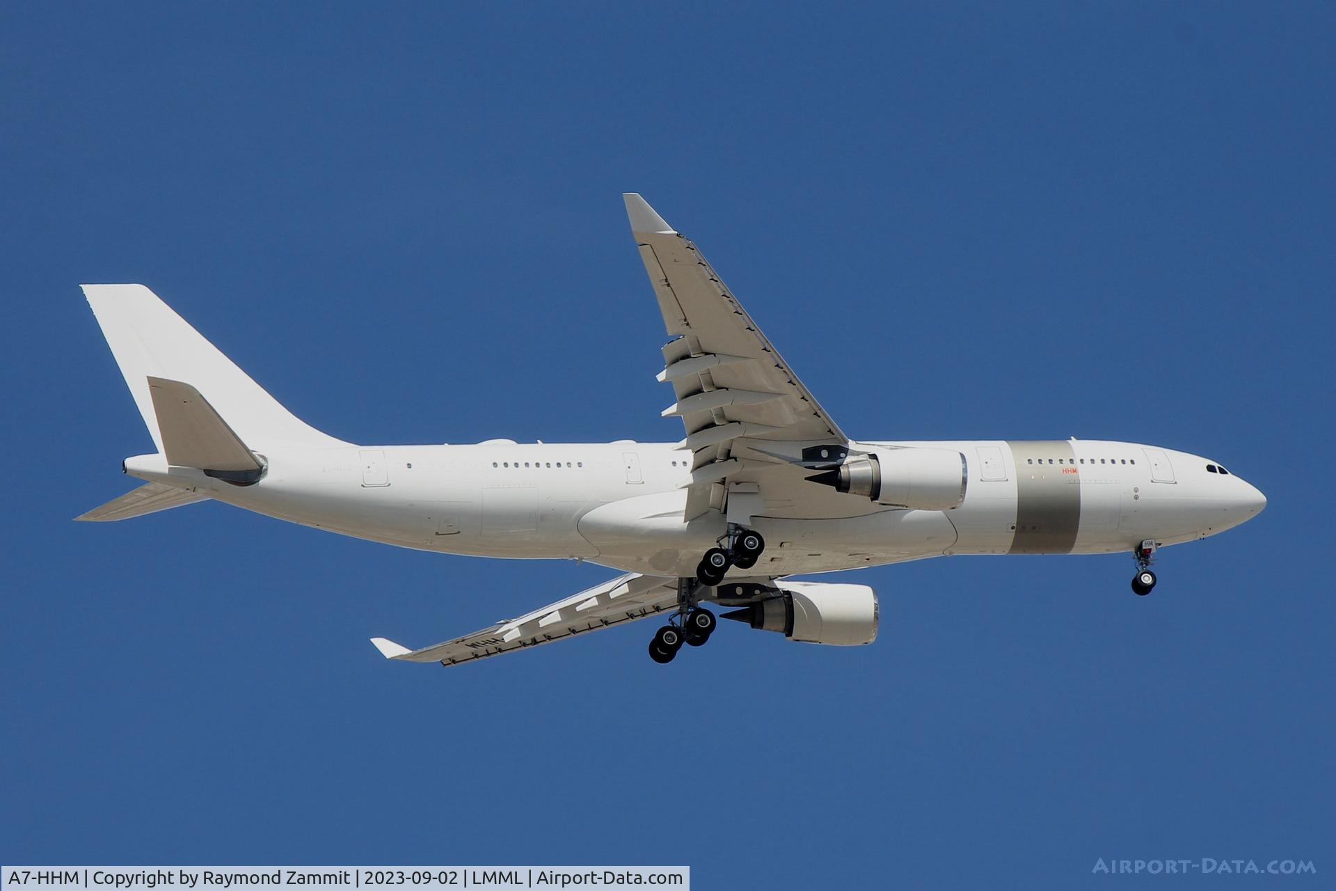 A7-HHM, 2004 Airbus A330-203 C/N 605, A330 A7-HHM Qatari Emiri Government