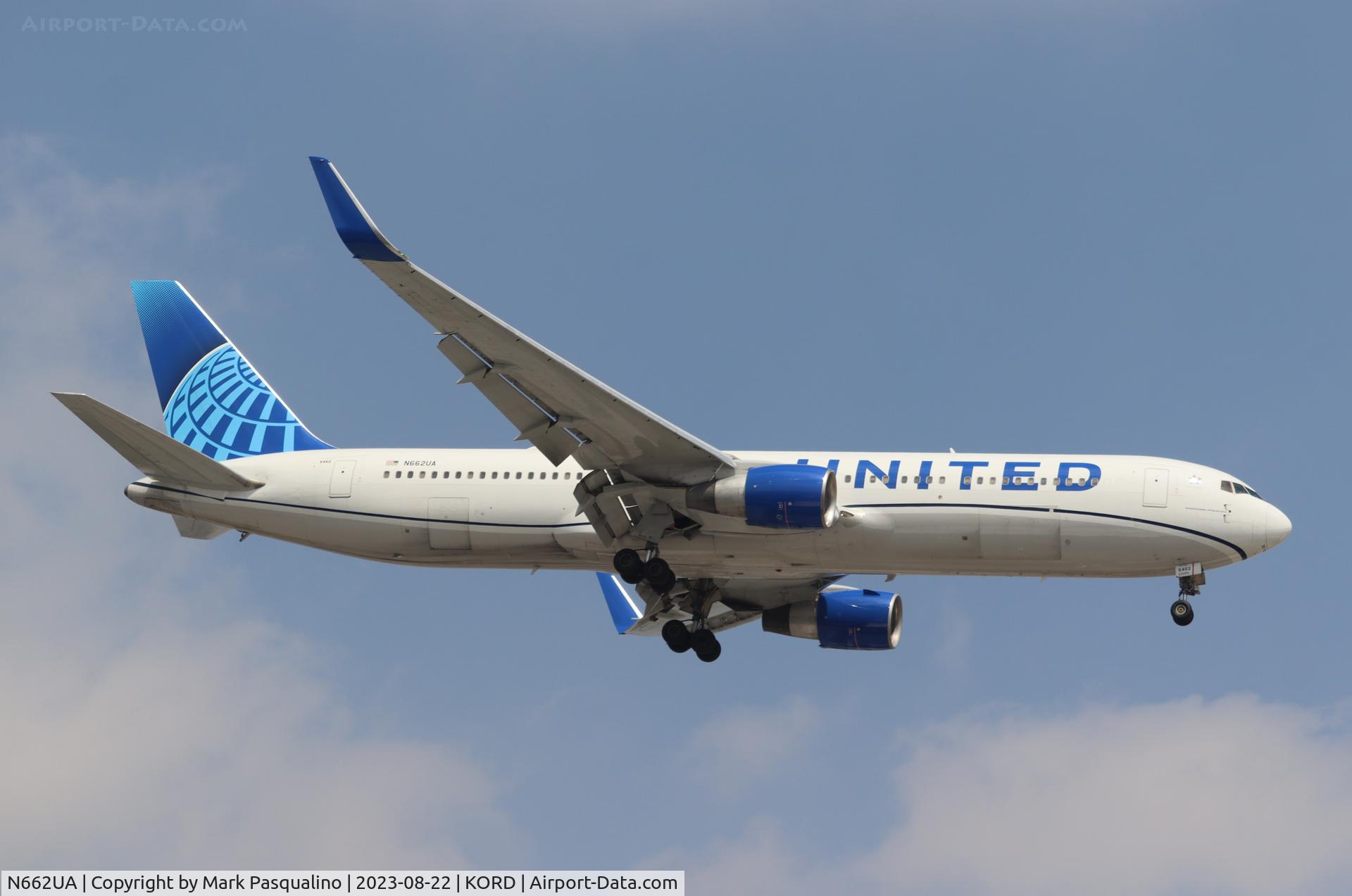N662UA, 1993 Boeing 767-322 C/N 27159, Boeing 767-322