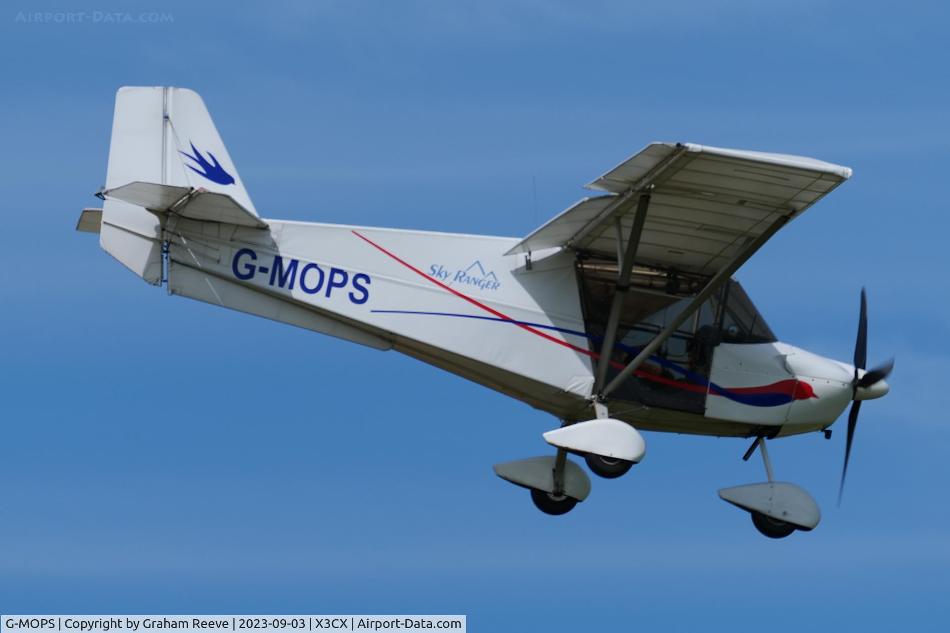 G-MOPS, 2007 Skyranger Swift 912S(1) C/N BMAA/HB/547, Landing at Northrepps.