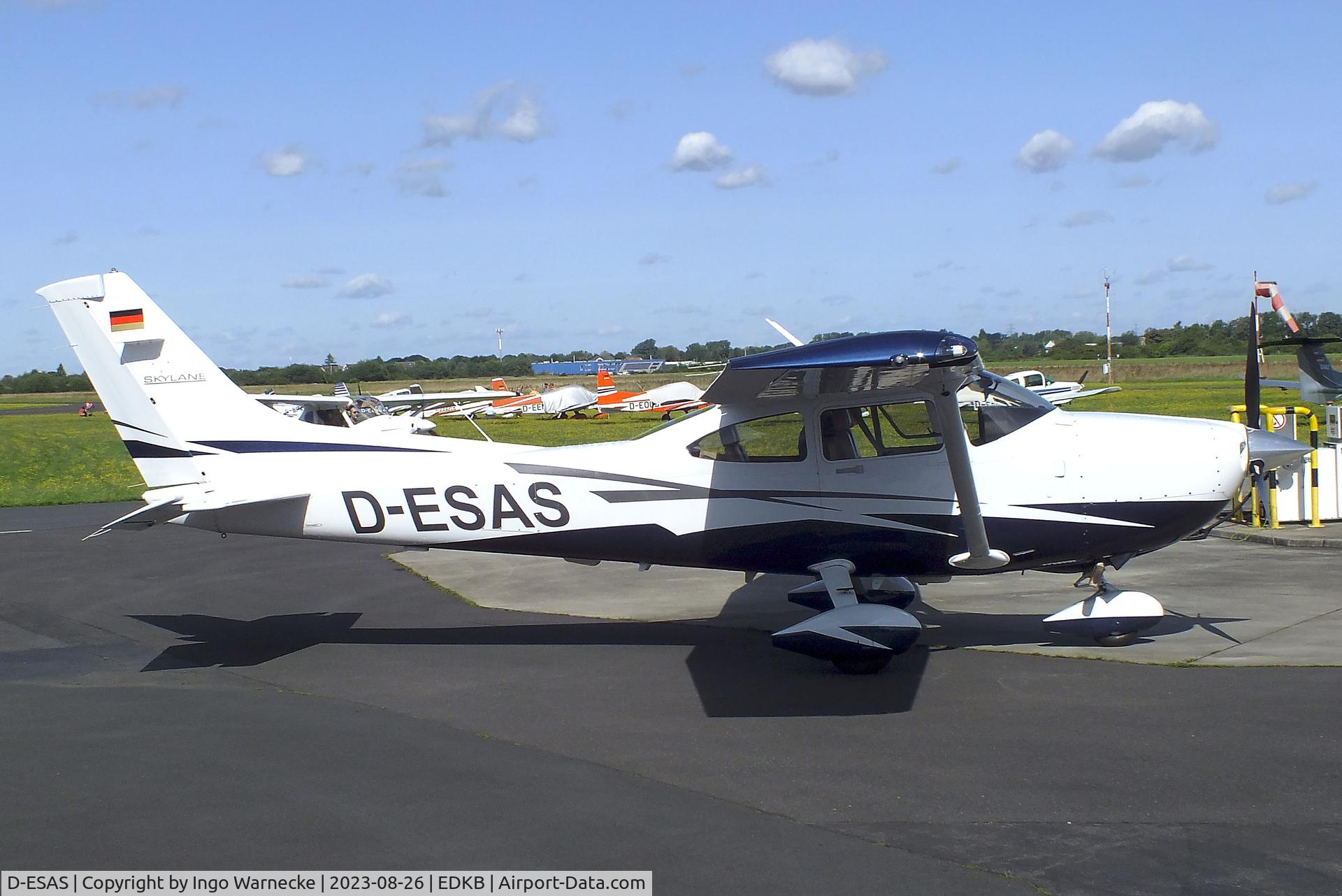 D-ESAS, Cessna 182S Skylane Skylane C/N 18282303, Cessna 182S Skylane at Bonn-Hangelar airfield during the Grumman Fly-in 2023