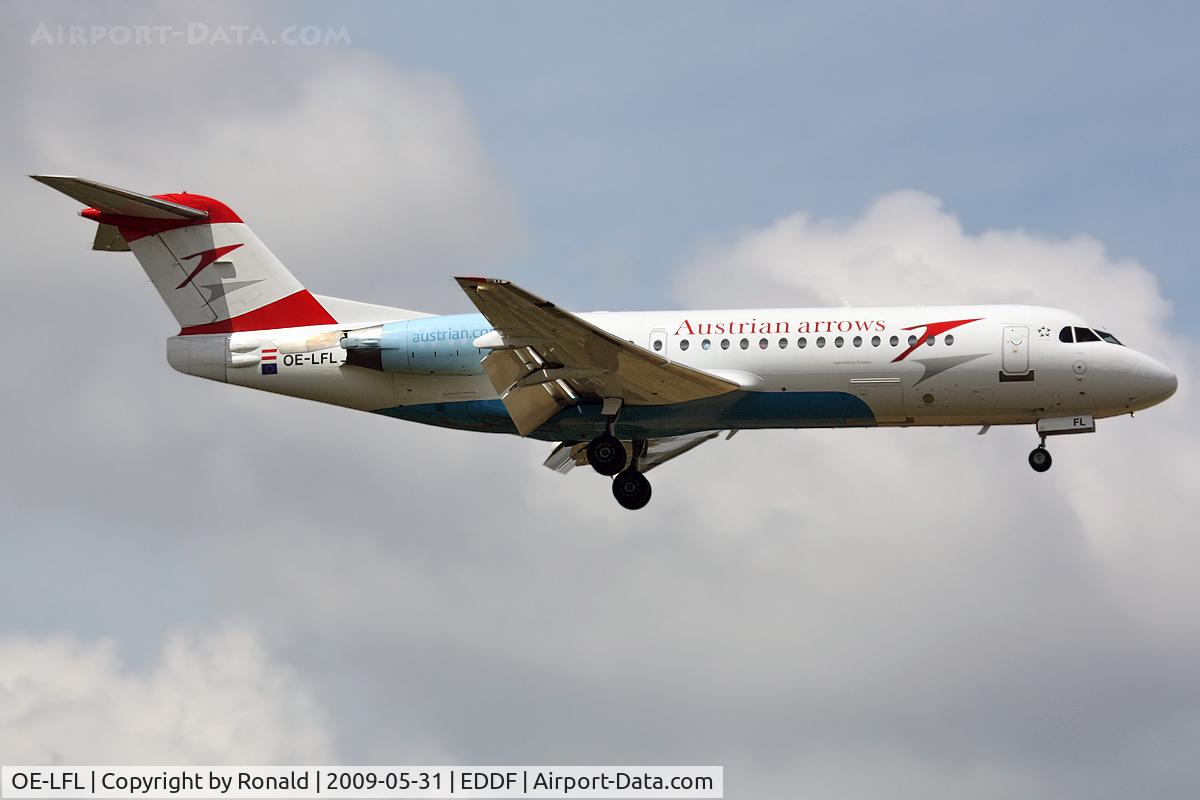 OE-LFL, 1995 Fokker 70 (F-28-0070) C/N 11573, at fra