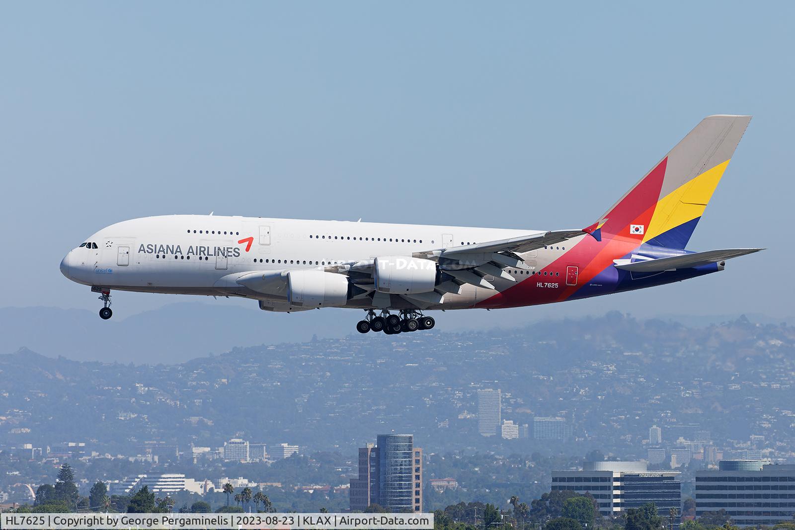 HL7625, 2013 Airbus A380-841 C/N 152, Final 24R at KLAX.