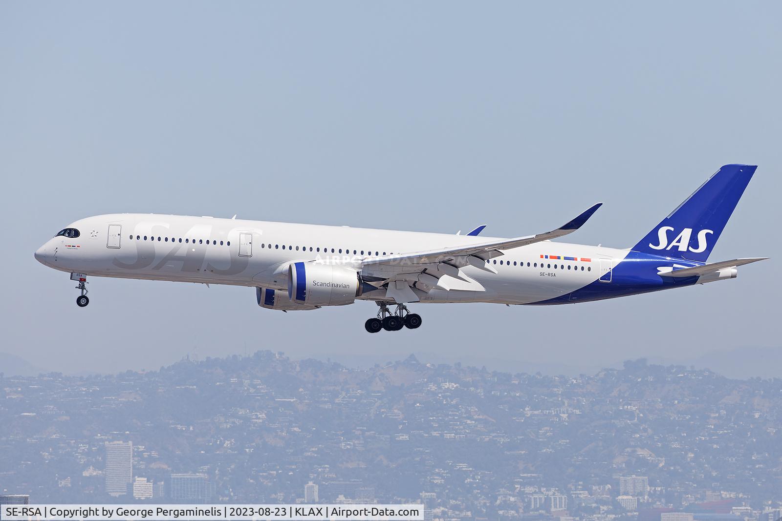 SE-RSA, 2019 Airbus A350-941 C/N 358, Final runway 24R at KLAX.