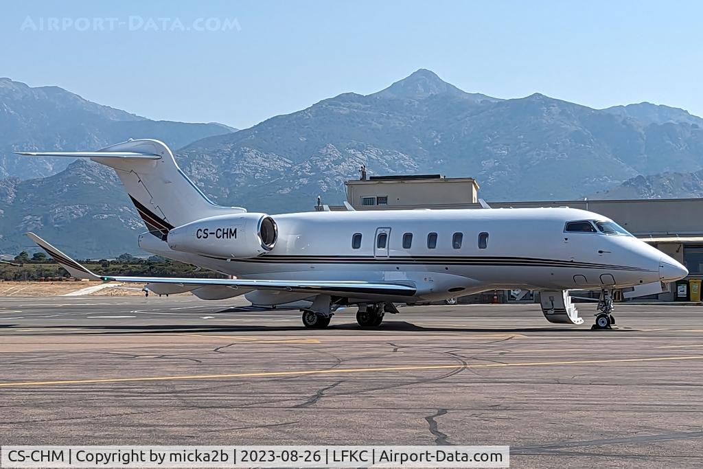 CS-CHM, 2021 Bombardier BD-100-1A10 Challenger 350 C/N 20900, Parked