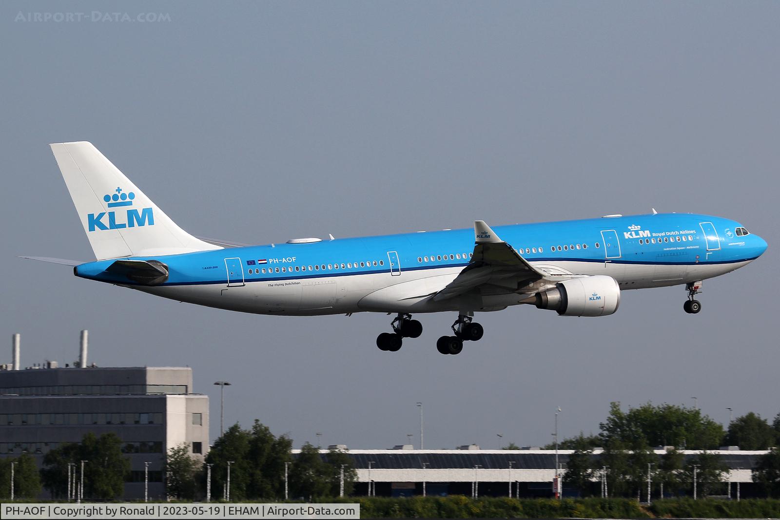 PH-AOF, 2006 Airbus A330-203 C/N 801, at spl