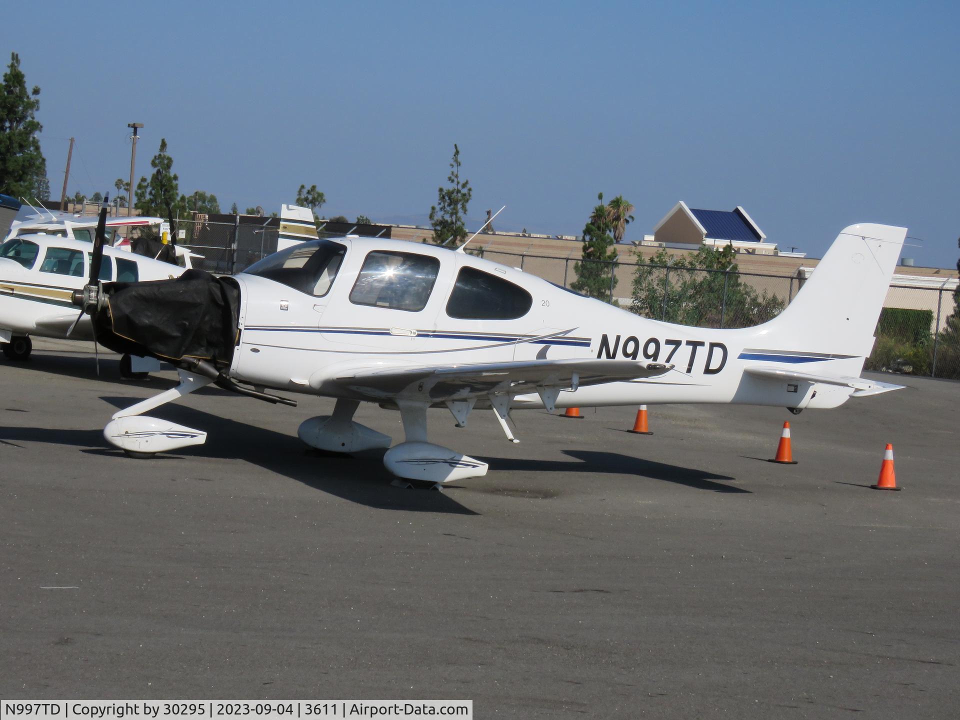 N997TD, 2016 Cirrus SR20 C/N 2328, Being worked on