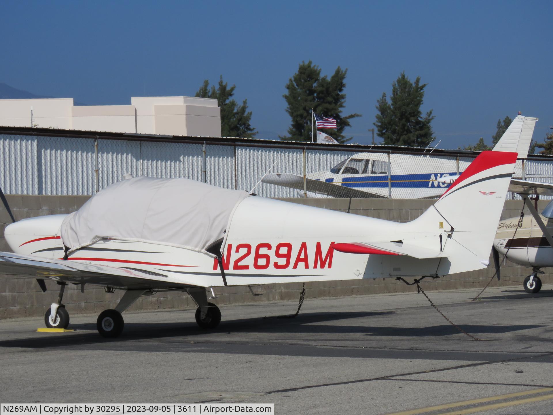 N269AM, 2004 AMD CH-2000 Alarus C/N 20-1036, Parked