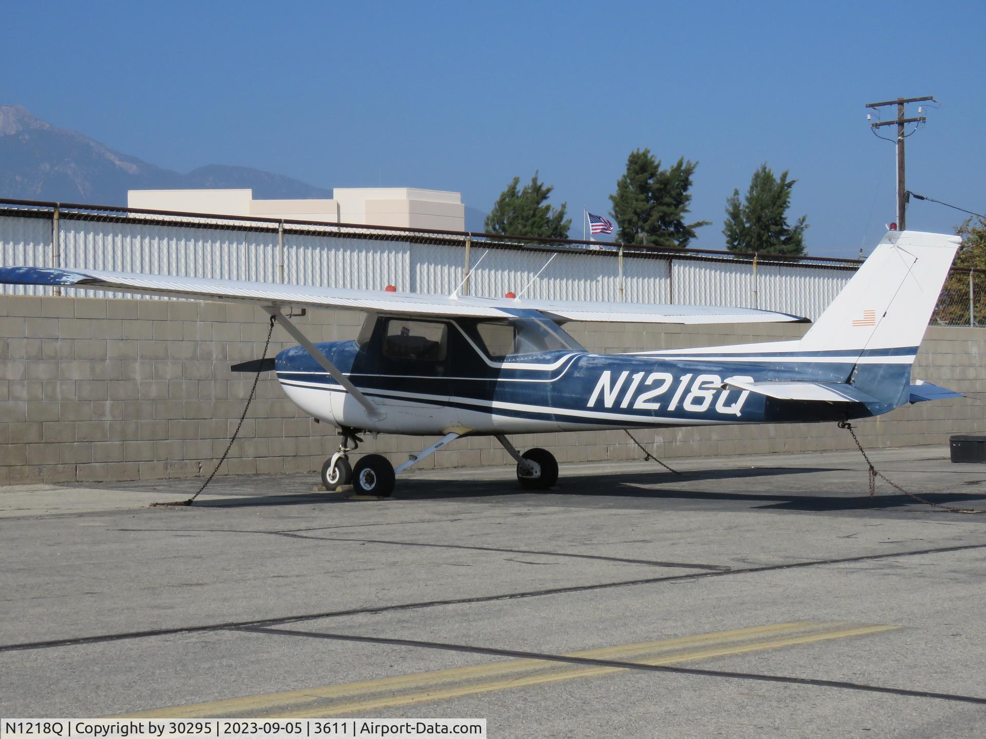 N1218Q, 1971 Cessna 150L C/N 15072518, Parked