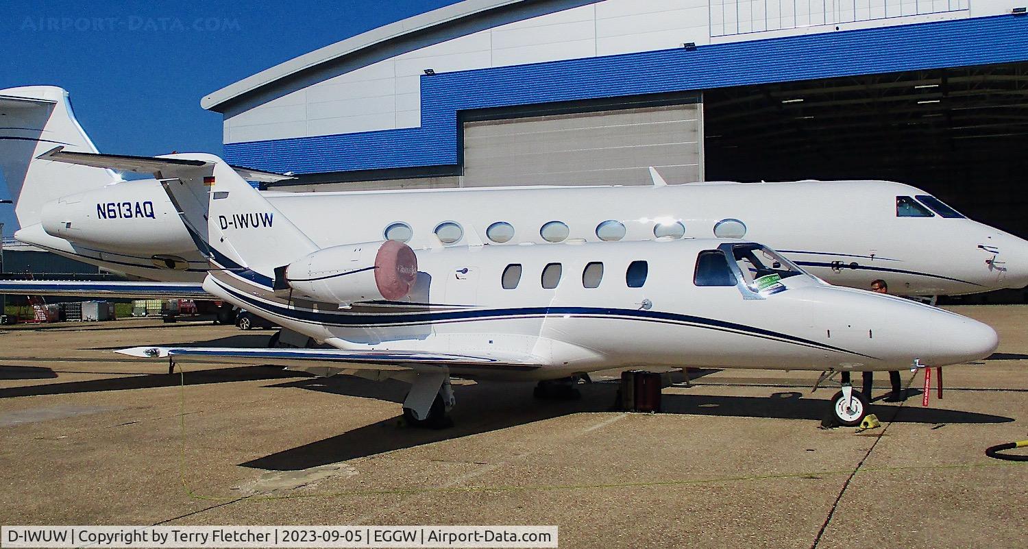 D-IWUW, 2003 Cessna 525 CitationJet CJ1 C/N 525-0519, At Luton Airport