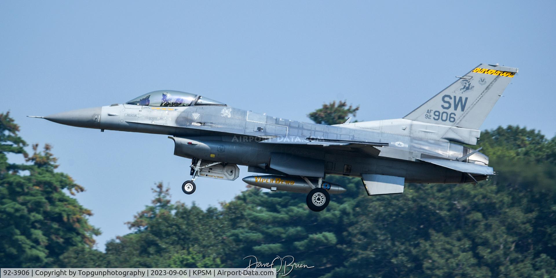 92-3906, 1992 Lockheed F-16CJ Fighting Falcon C/N CC-148, Viper Demo backup jet