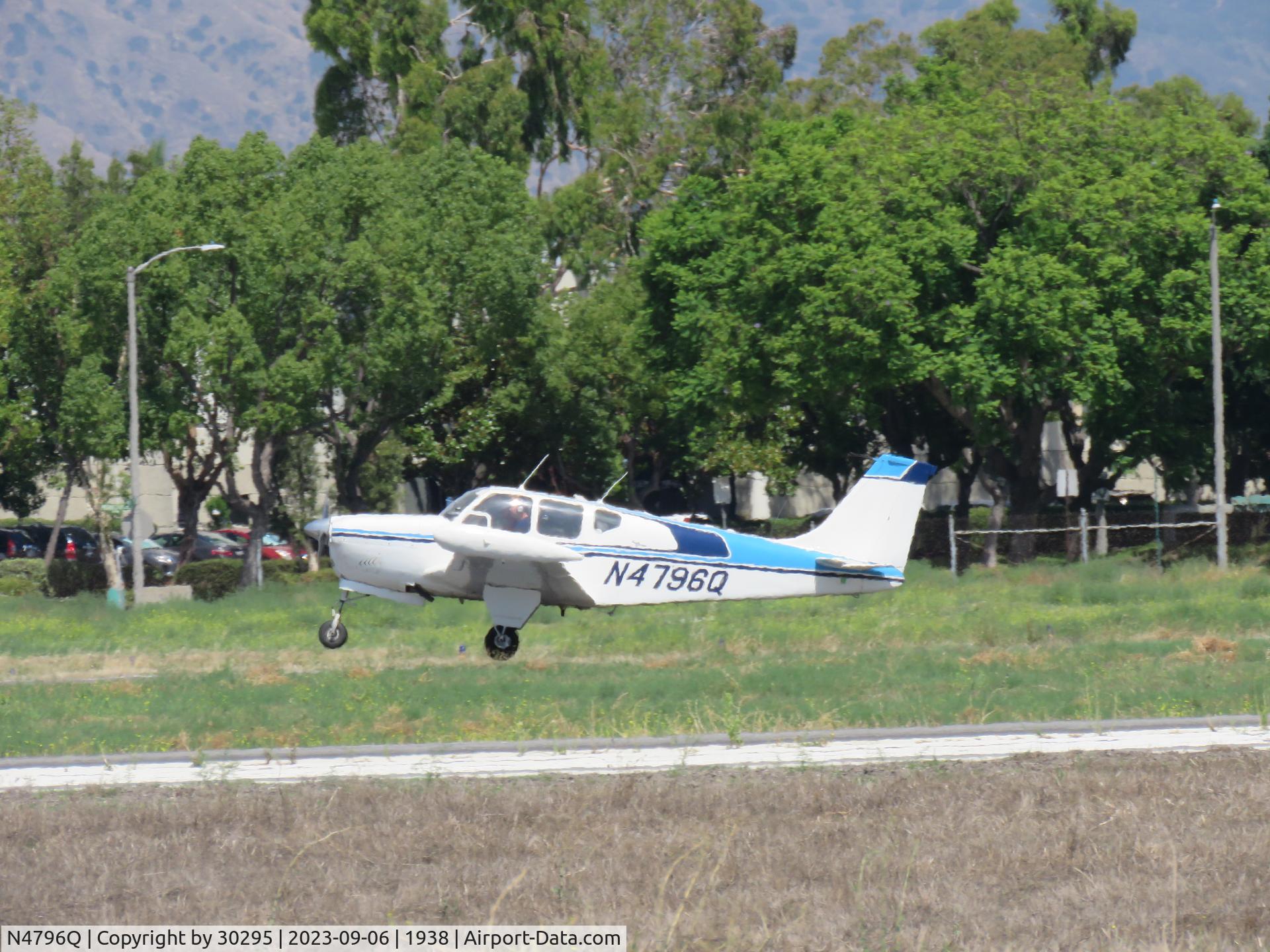N4796Q, 1964 Beech 35-B33 Debonair C/N CD-763, Starting to lift off