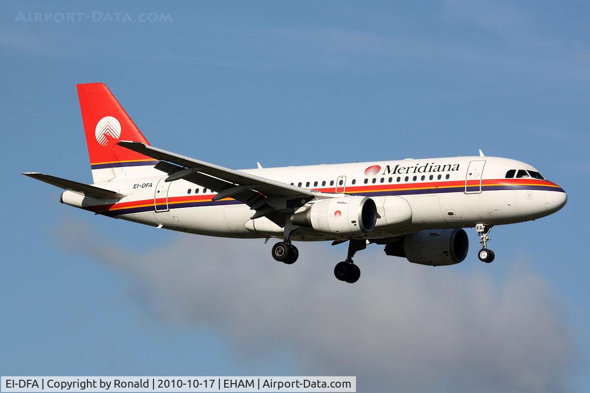 EI-DFA, 2000 Airbus A320-232 C/N 1305, at spl